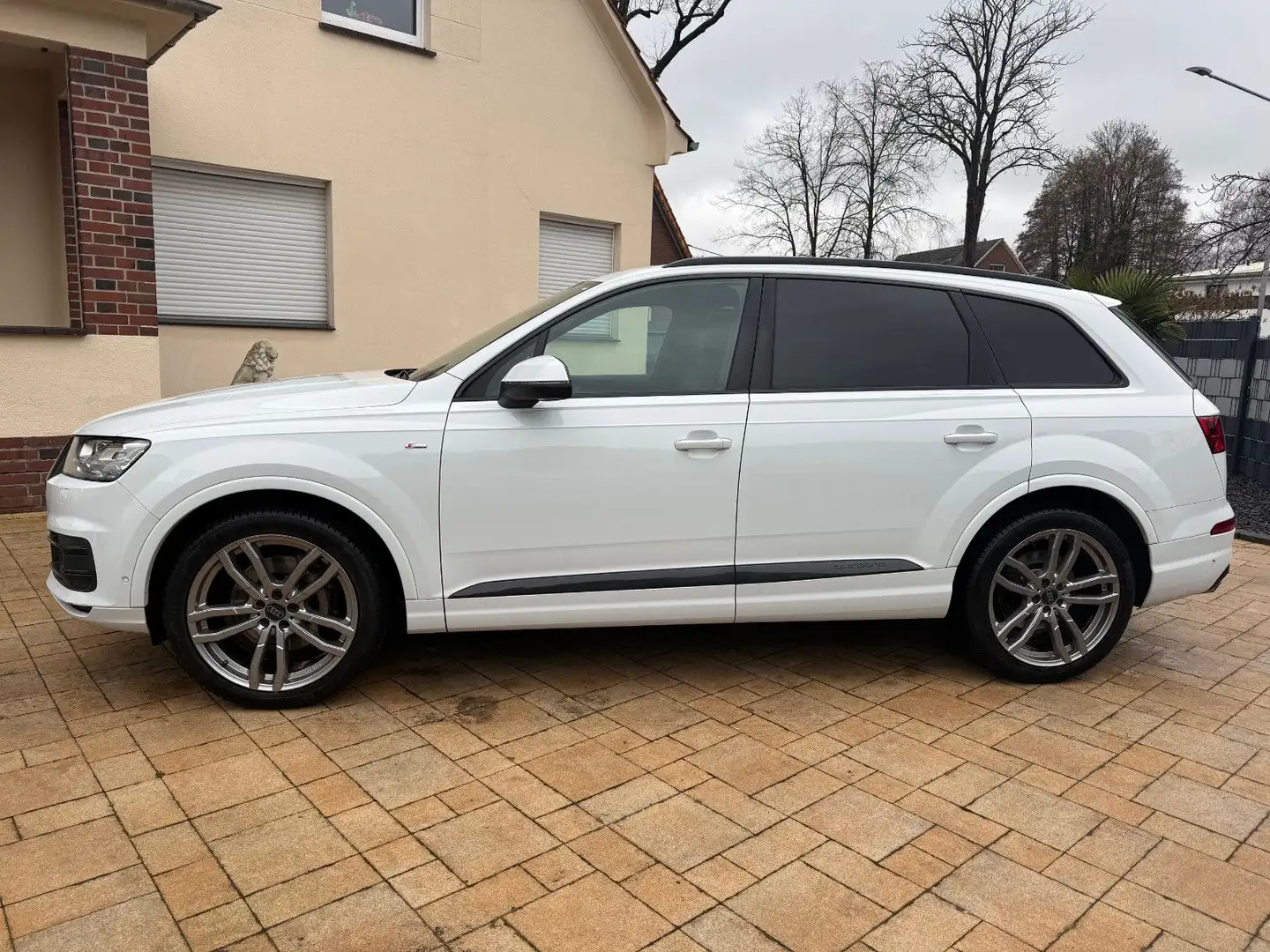 Audi Q7 3.0 TFSI quattro+S-Line+Nachtsich+HuD+Virtual Weiß - 2