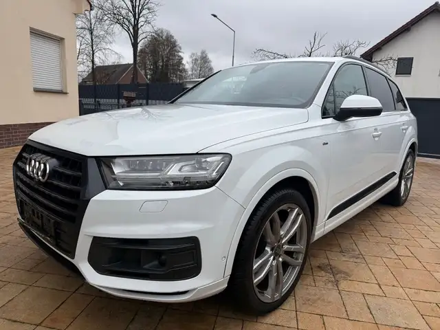 Audi Q7 3.0 TFSI quattro+S-Line+Nachtsich+HuD+Virtual