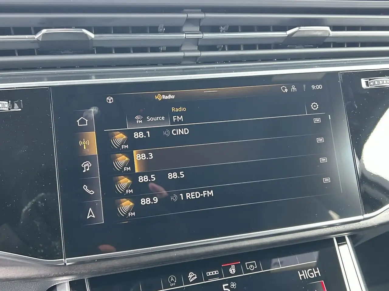 Audi Q7 снимка Audi Q7