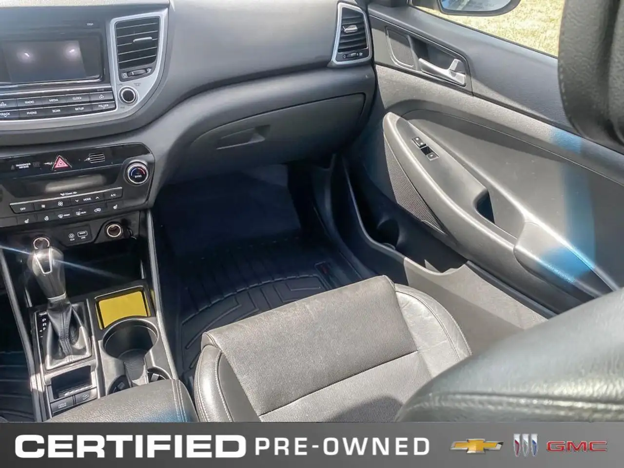 Hyundai TUCSON снимка Hyundai TUCSON