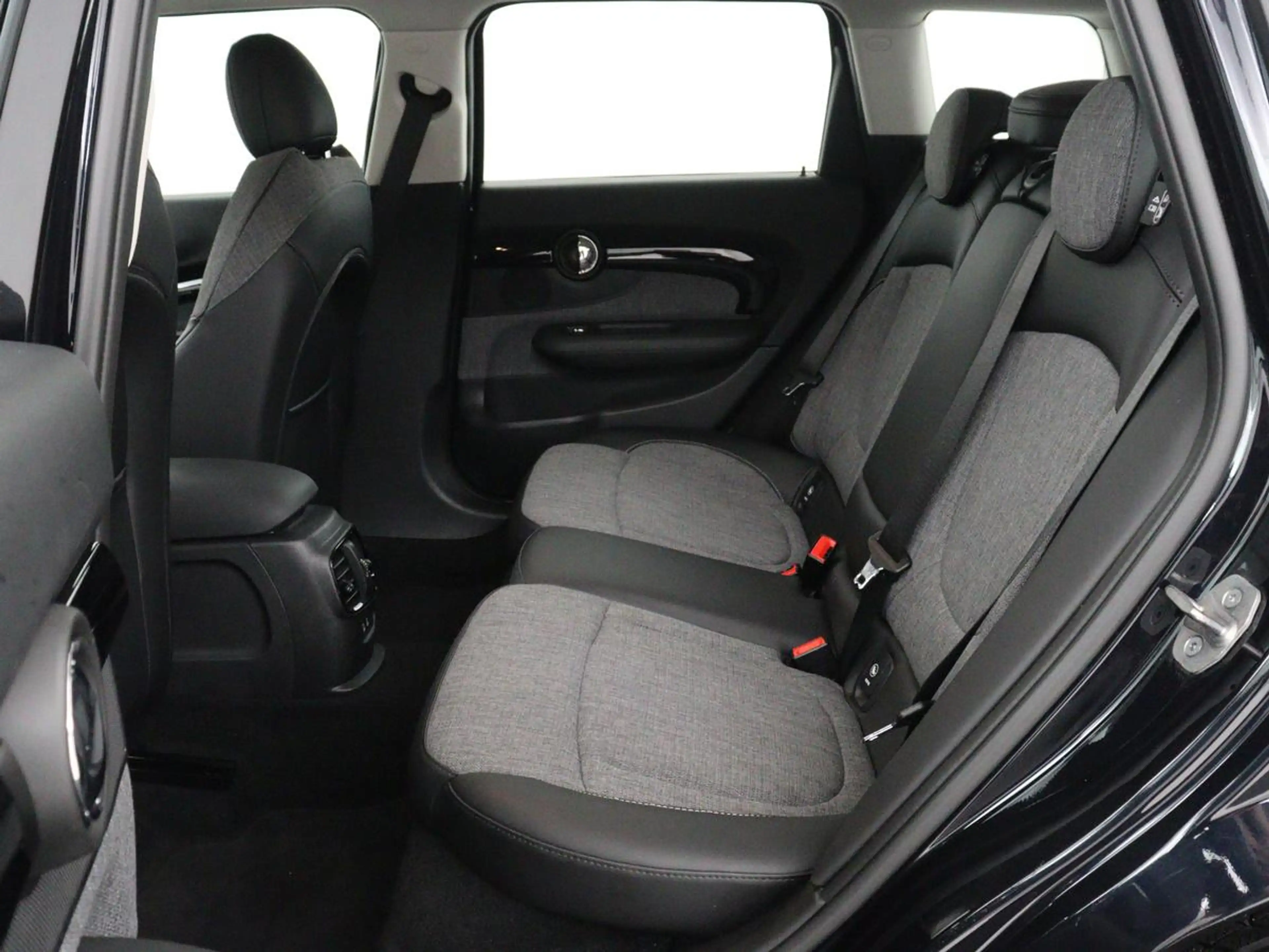 MINI Cooper Clubman 1.5 Business Edition | Automaat | Stoelverwarming — photo 6