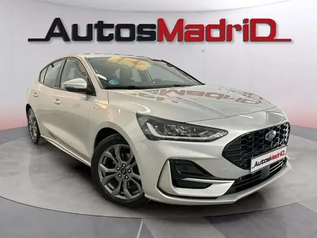 Ford Focus 1.0 Ecoboost MHEV 92kW ST-Line Auto