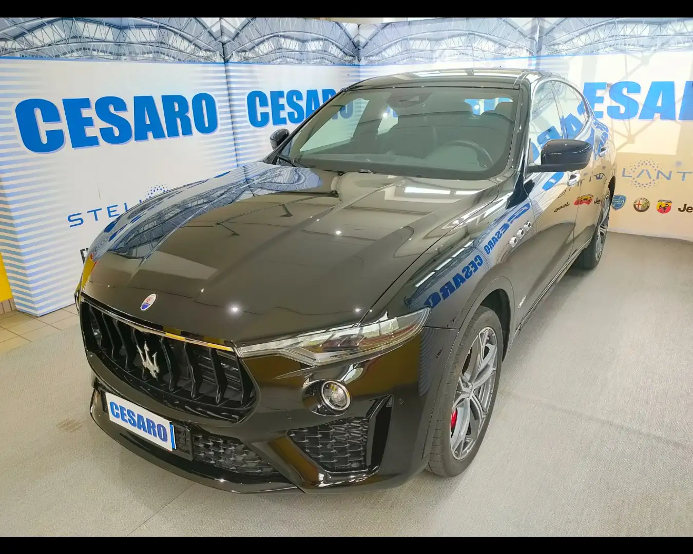 Maserati Levante 3.0 V6 Gransport Nero - 2