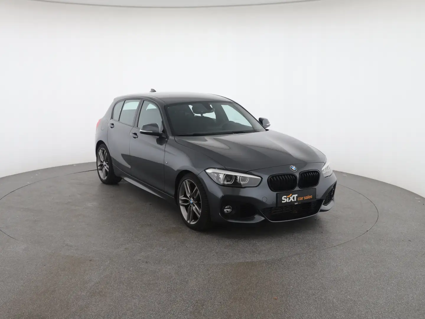 BMW 118 i Edition M Sport Shadow|NAV|SHZG|LED|PDC v+h|18" Gris - 1