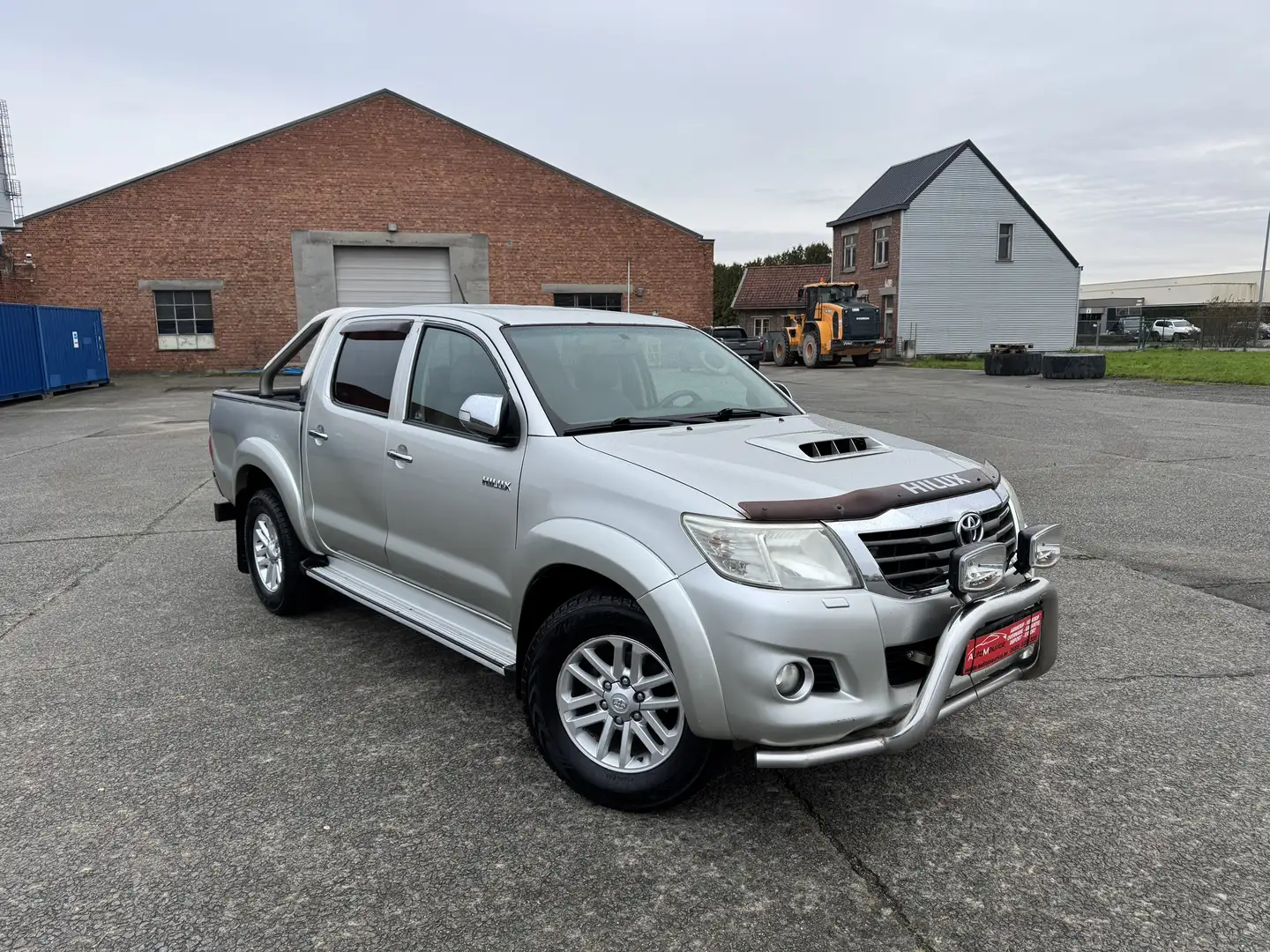 Toyota Hilux 2.5D-4D Manual 4x4 Double Cab / Export Afrik Only - 2