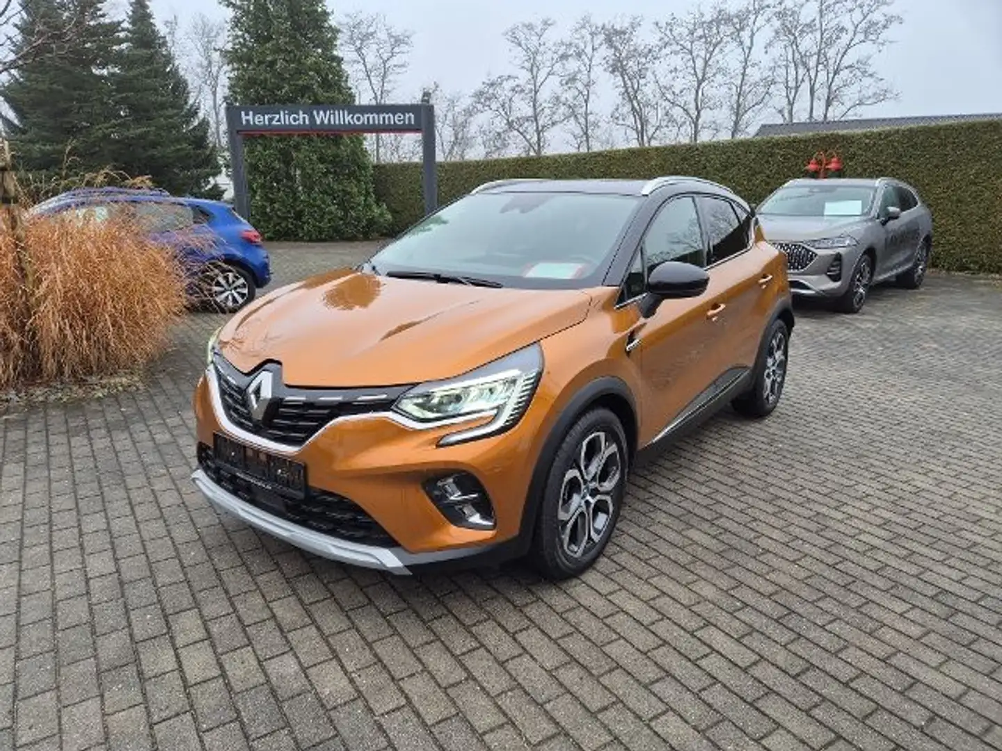 Renault Captur 1.6 PHEV Intense incl. WKPR Orange - 1