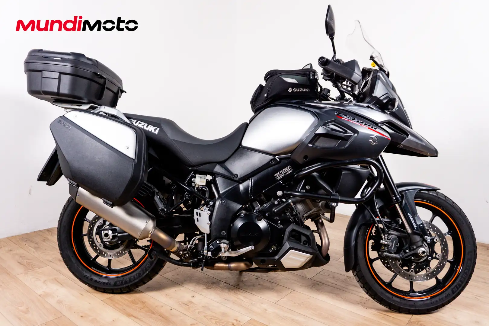 Suzuki V-Strom 1000 - 1