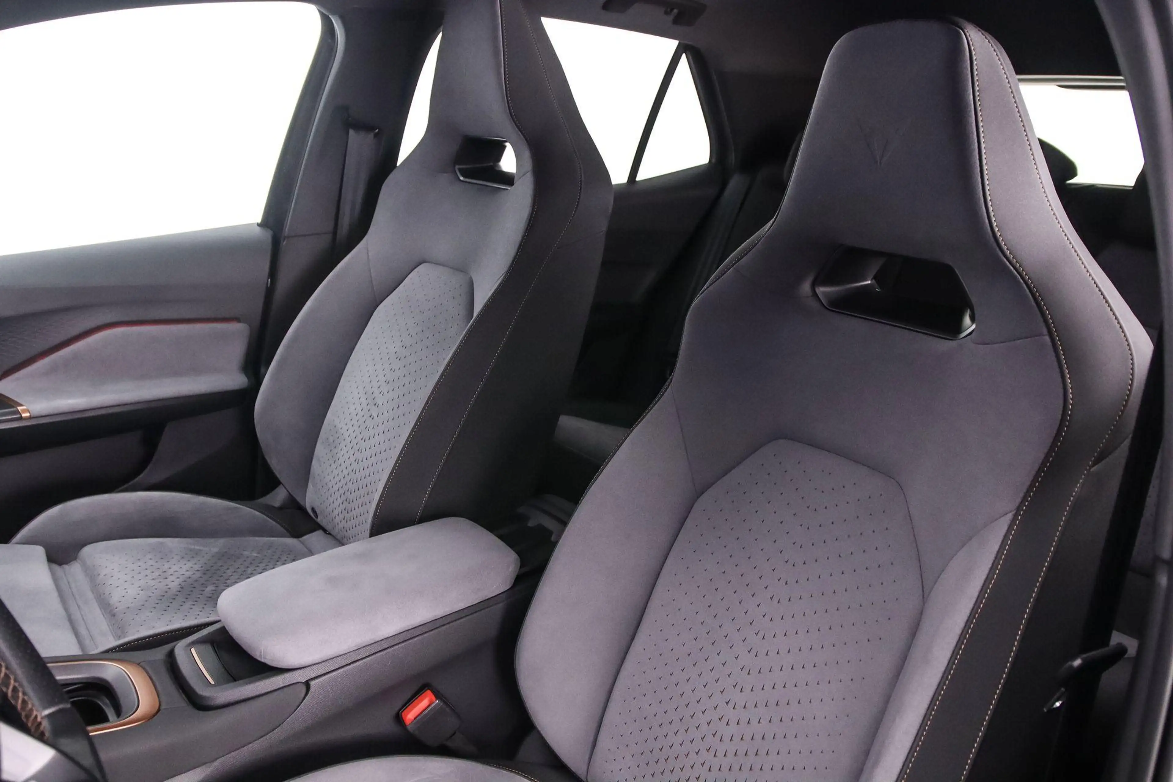 CUPRA Born Adrenaline 62 kWh 204pk Automaat Adaptive cruise c — photo 4