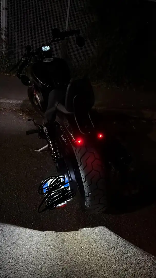 Benda Chinchilla 500 Noir - 2