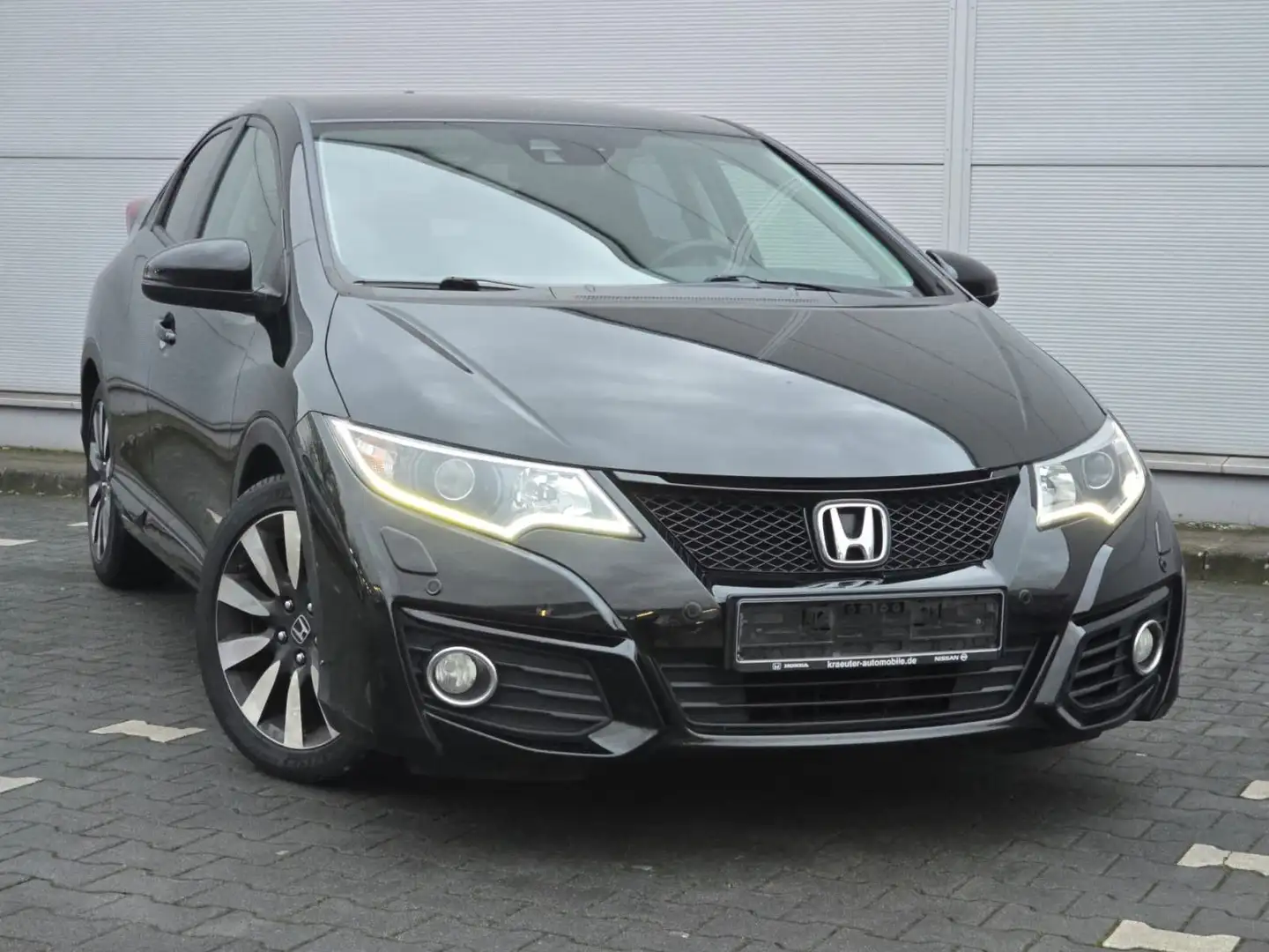 Honda Civic Lim. 5-trg. 1.6 i-DTEC Elegance+Navi+Top.. Noir - 1