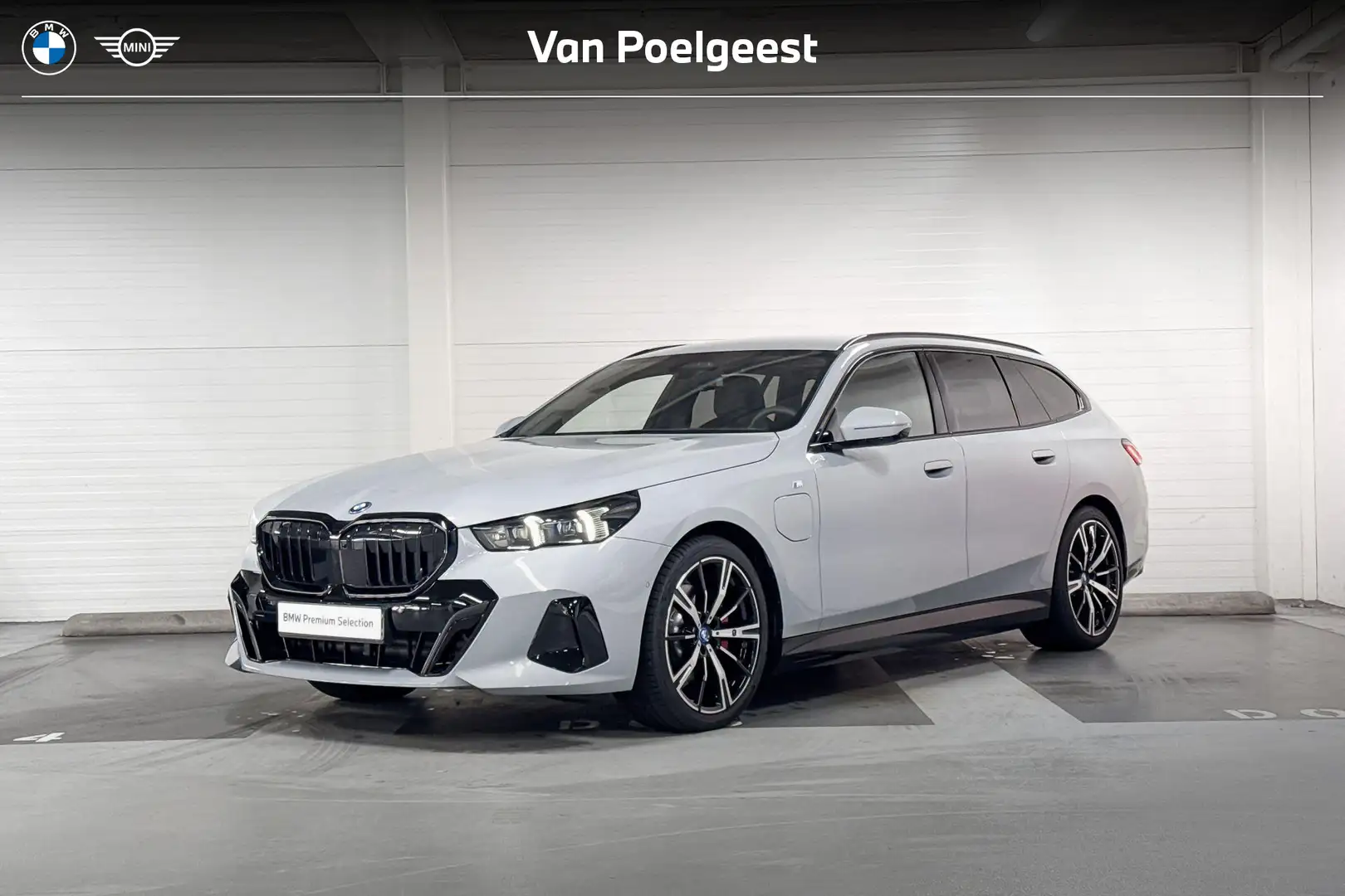 BMW 530 5 Serie Touring 530e M Sport Edition Grijs - 1