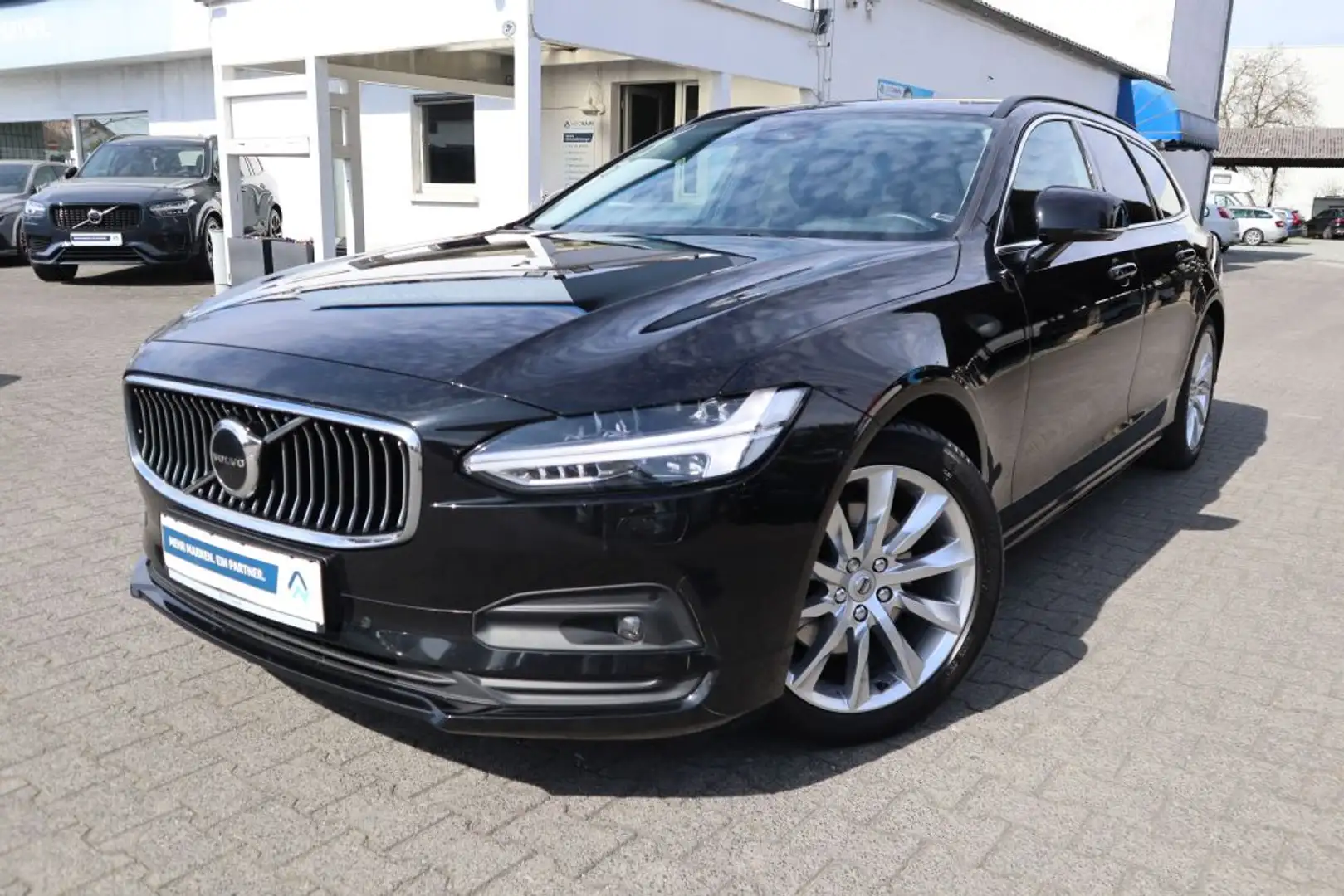 Volvo V90 V90 B4 D Geartronic Momentum Pro|NAVI|R-CAM|AHK - 1