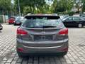 Hyundai iX35 Comfort 2WD*2.Hand*Tüv Neu*PDC*SHZ*Tempomat Brun - thumbnail 6