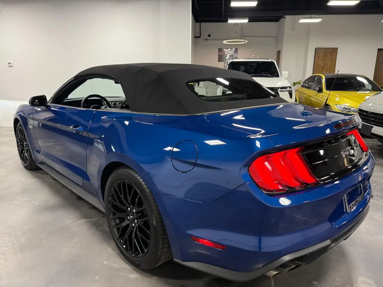 Ford Mustang снимка Ford Mustang