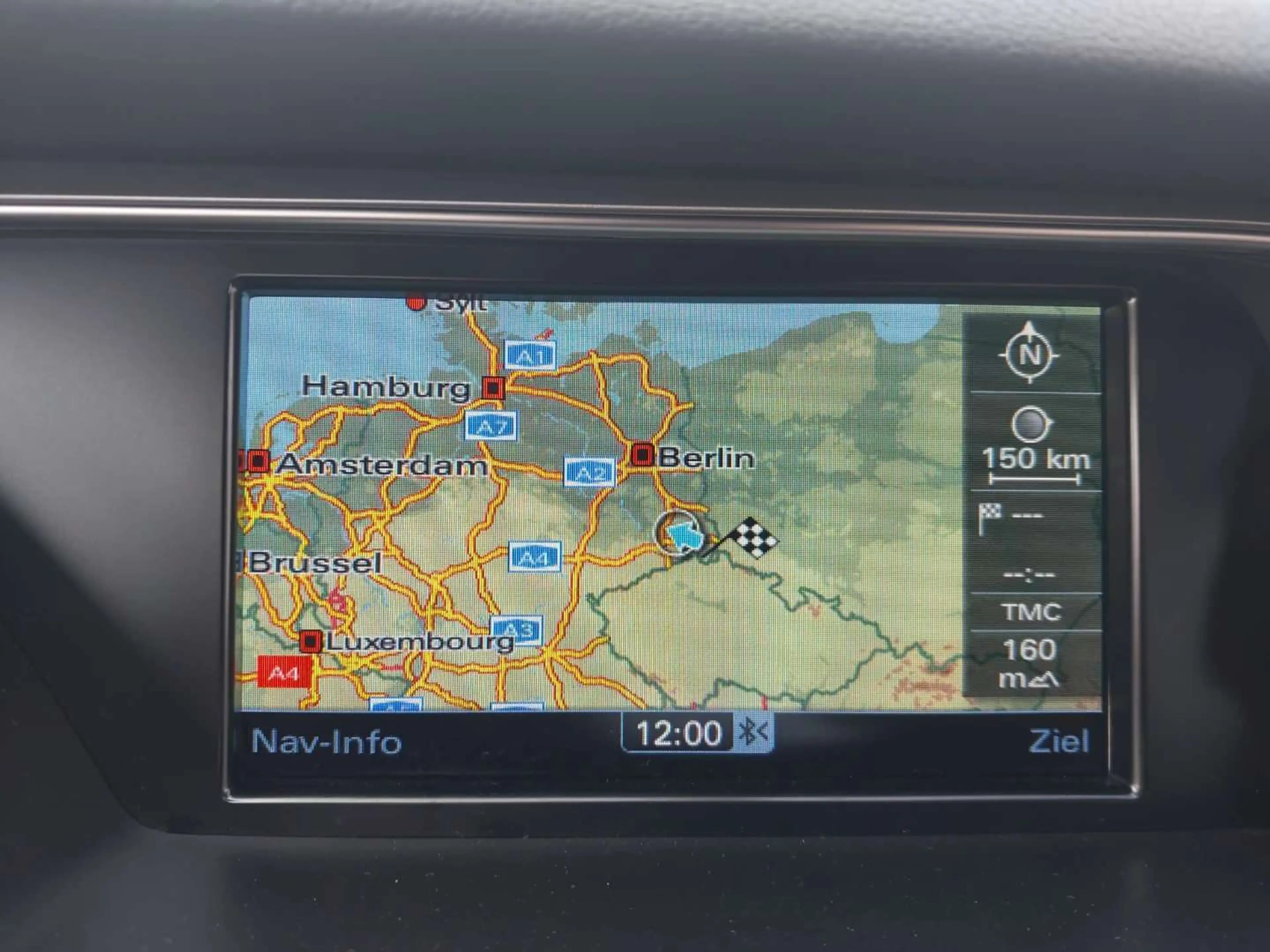 Audi A4 A4 Avant 2.0 TDI DPF Attraction 1.Hand "TÜV NEU" — photo 12