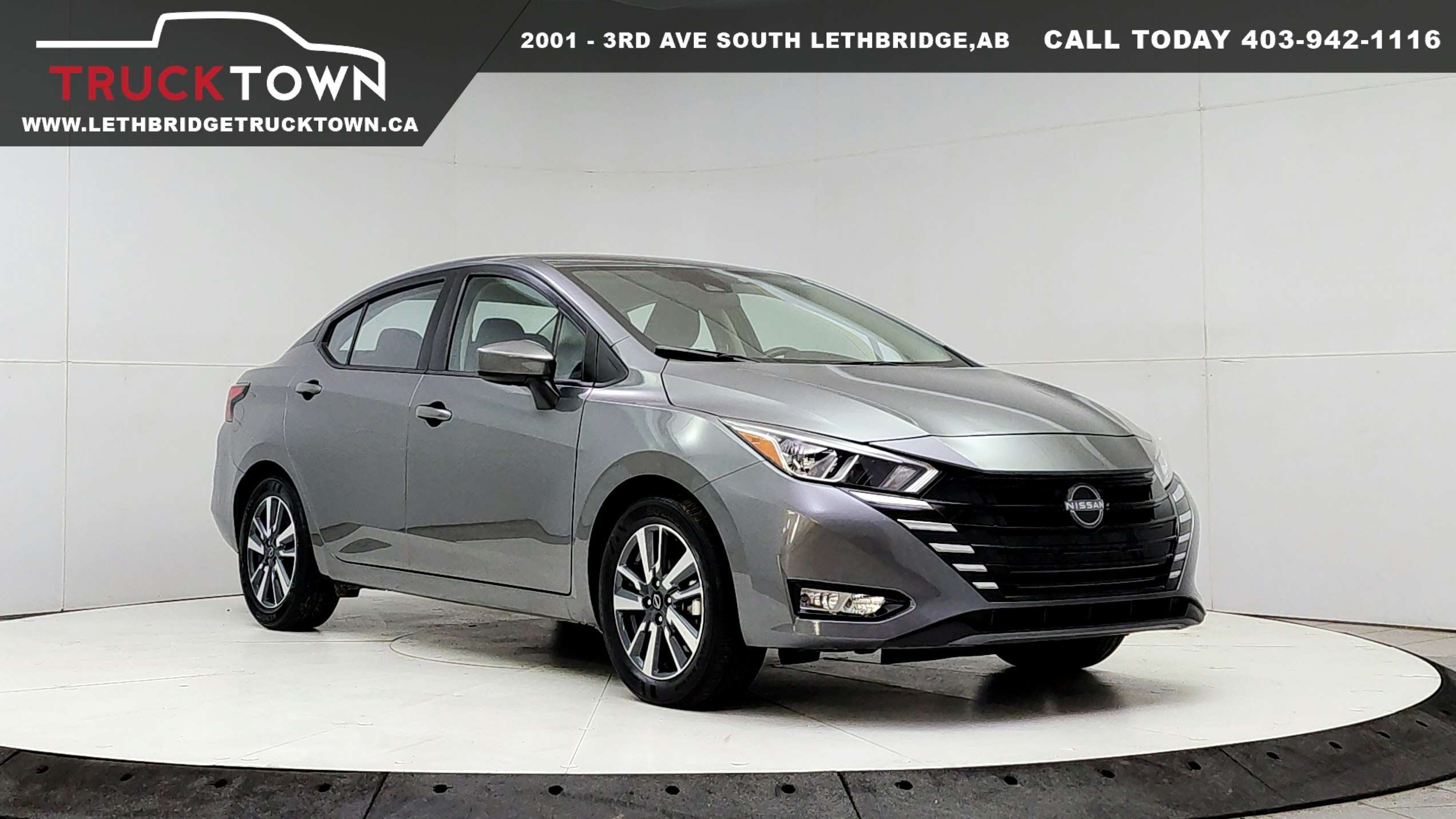  2025 Nissan Versa Sedan Front-Wheel Drive Automatic
