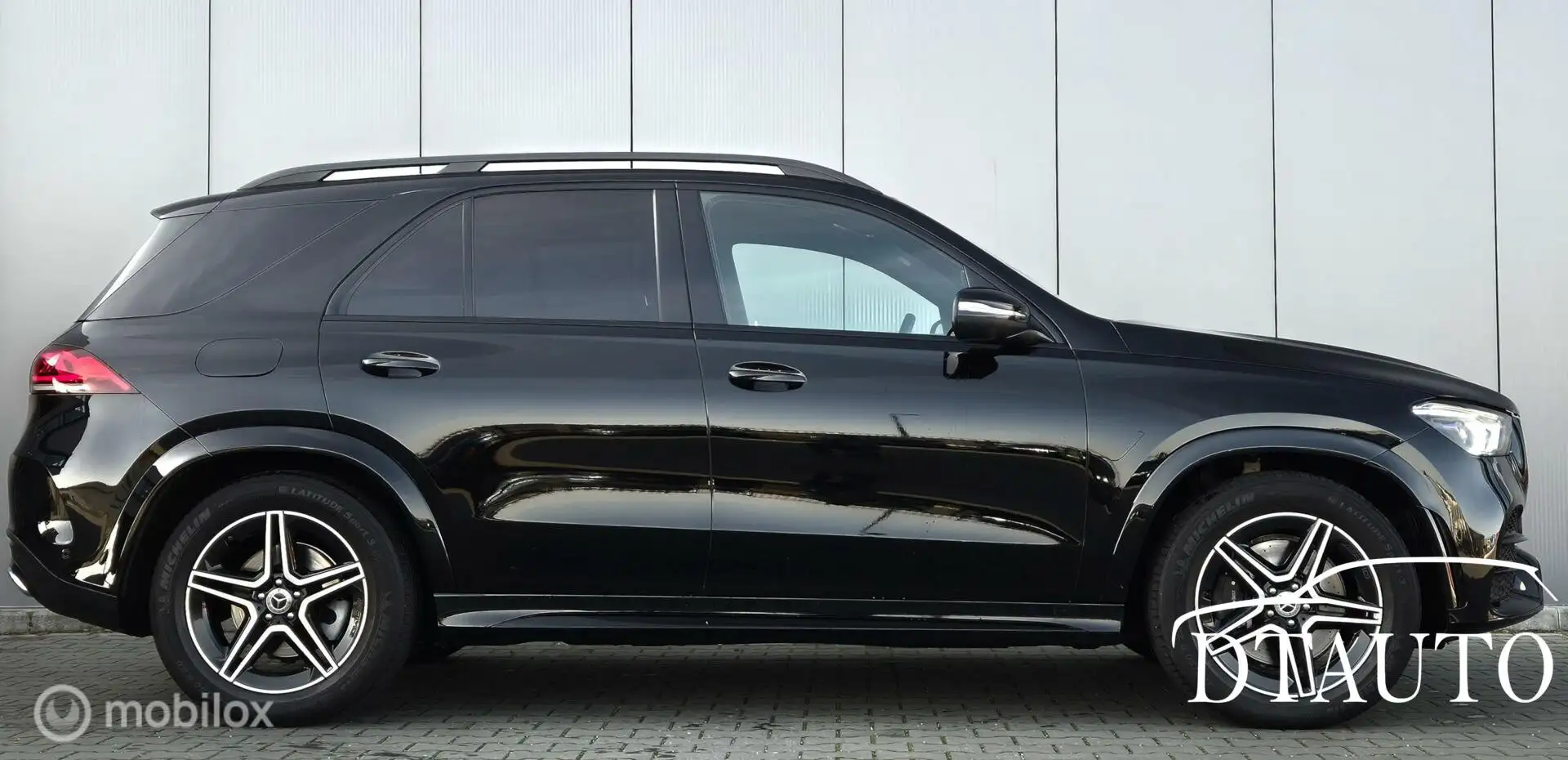 Mercedes-Benz GLE 400 400d 2xAMG Lucht Pano Burm Distr Grijs Kenteken Černá - 2