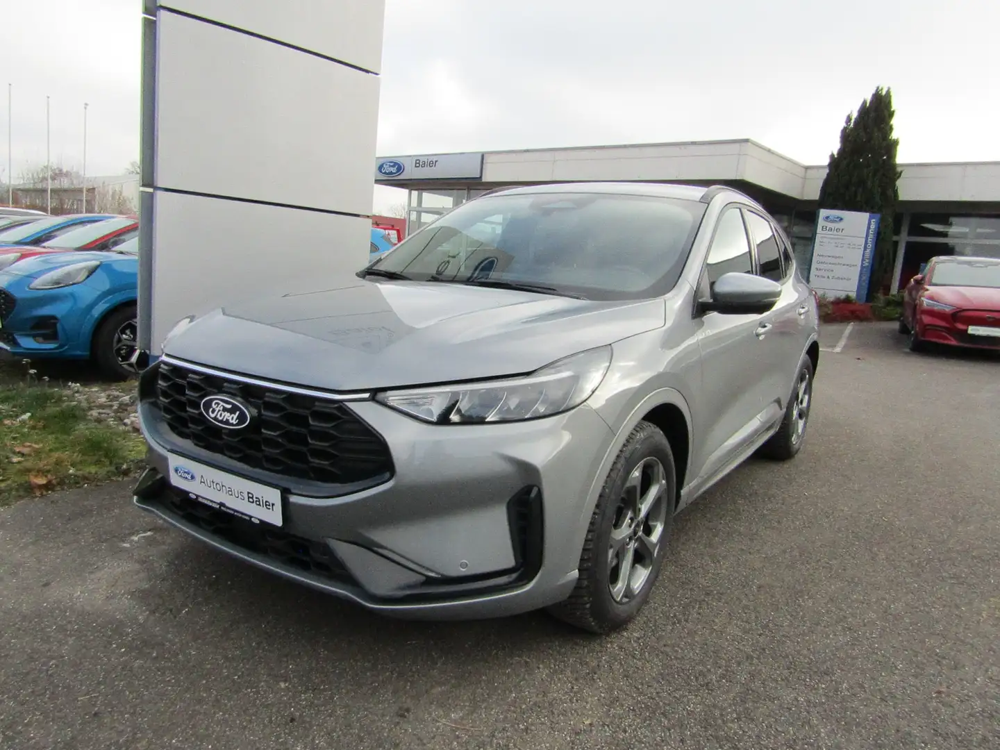 Ford Kuga ST-Line - Automatik/ACC/TWA/Key Free/AHK/Allwetter Silber - 2