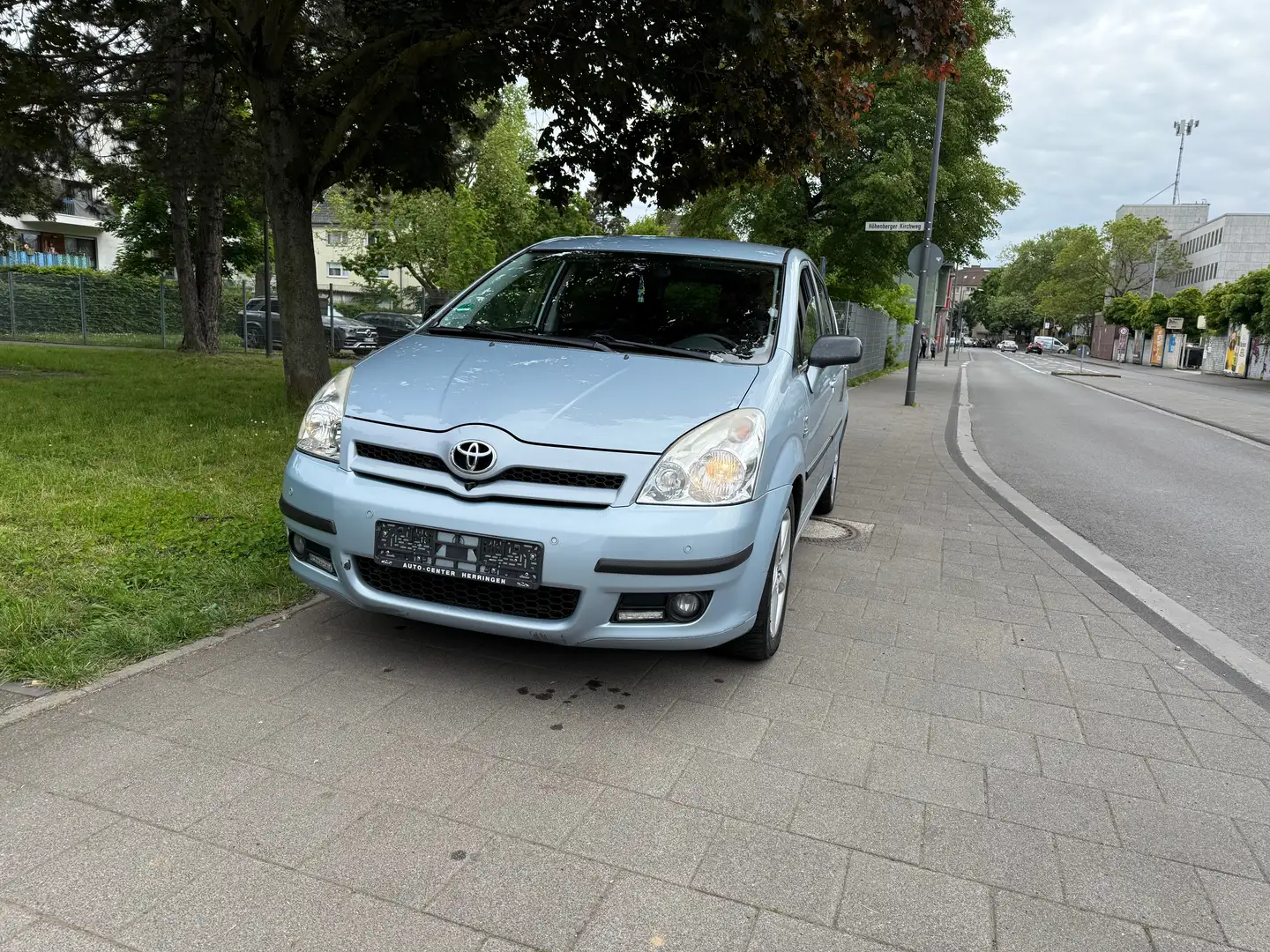 Toyota TOYOTA COROLLA VERSO 7 Sitze Albastru - 1