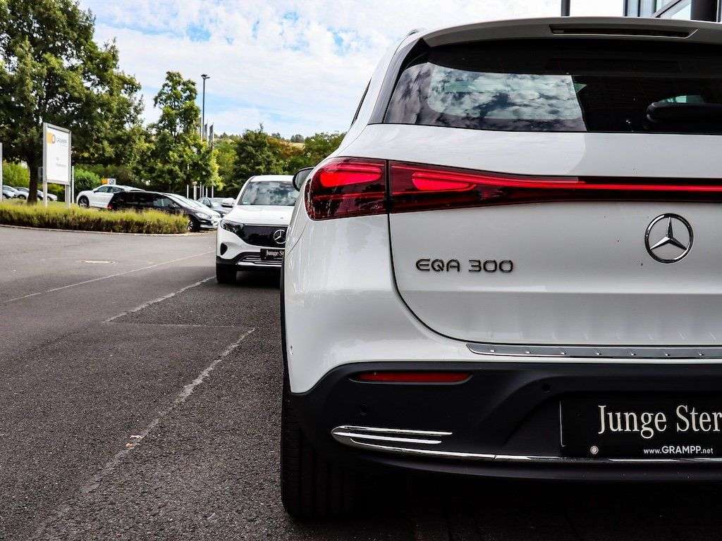 Mercedes-Benz EQA
