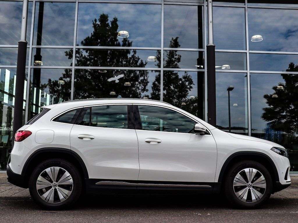 Mercedes-Benz EQA
