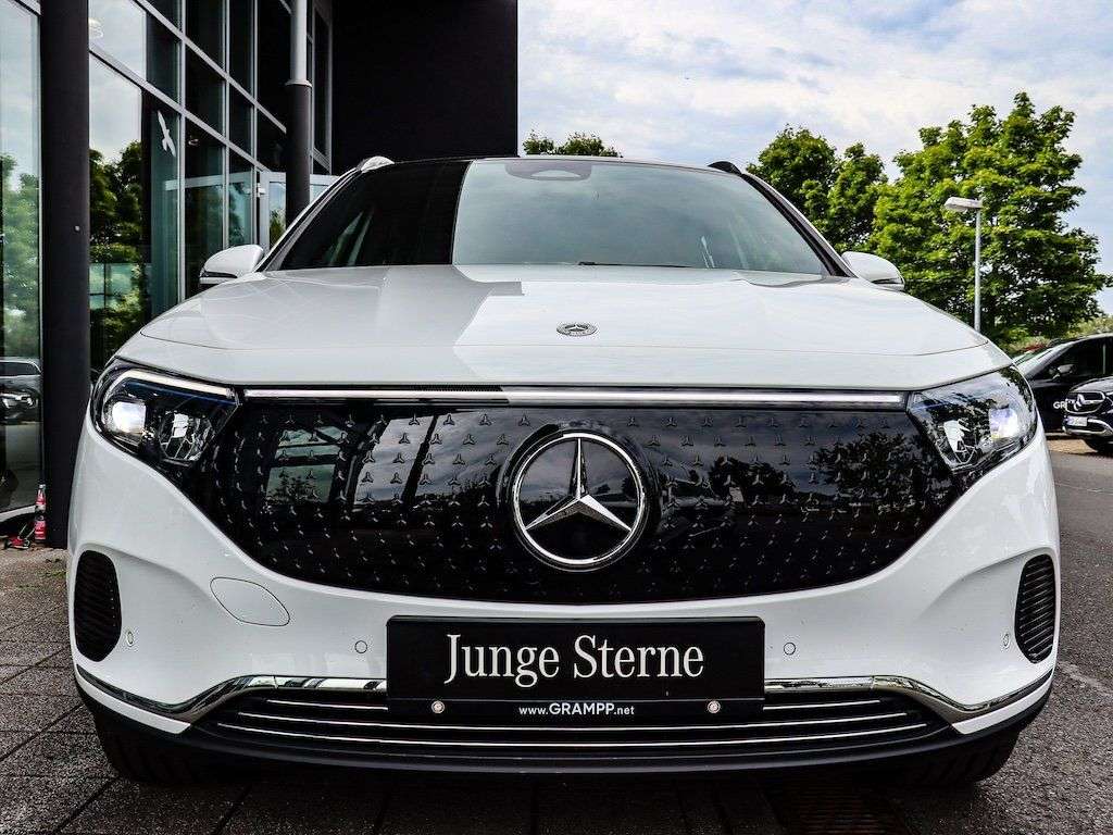 Mercedes-Benz EQA