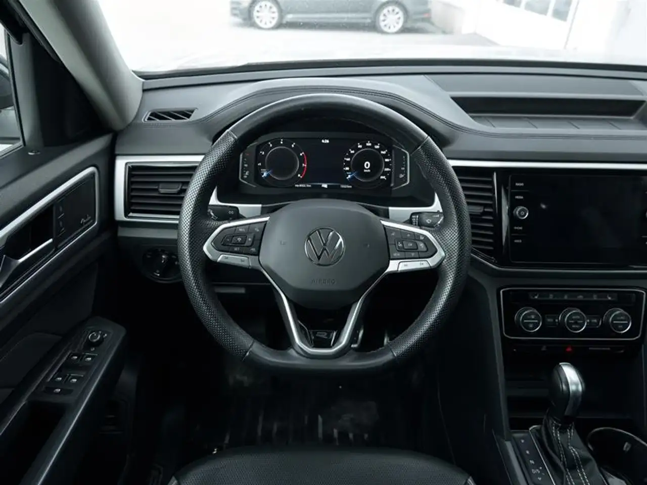 Volkswagen Atlas снимка Volkswagen Atlas