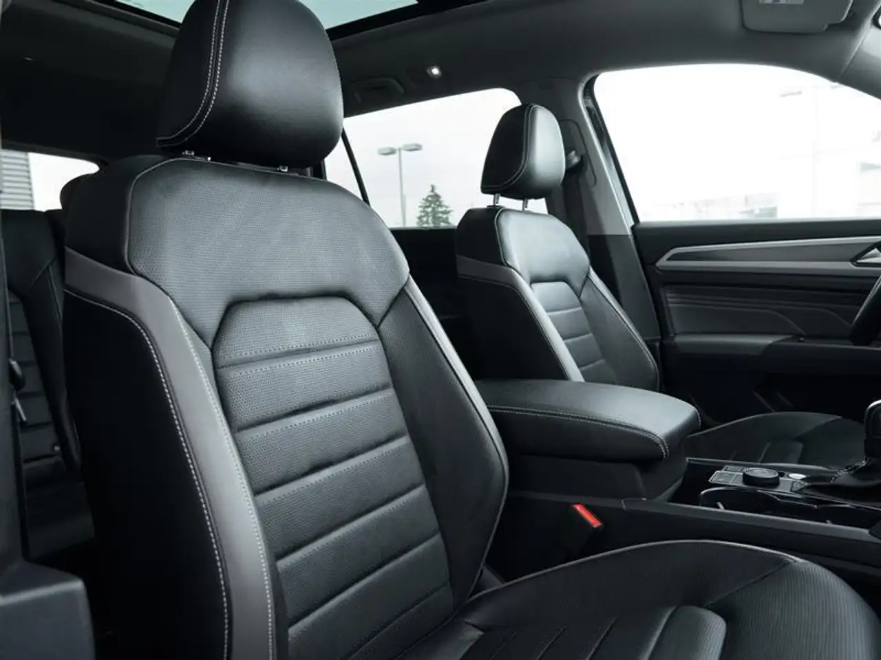 Volkswagen Atlas снимка Volkswagen Atlas