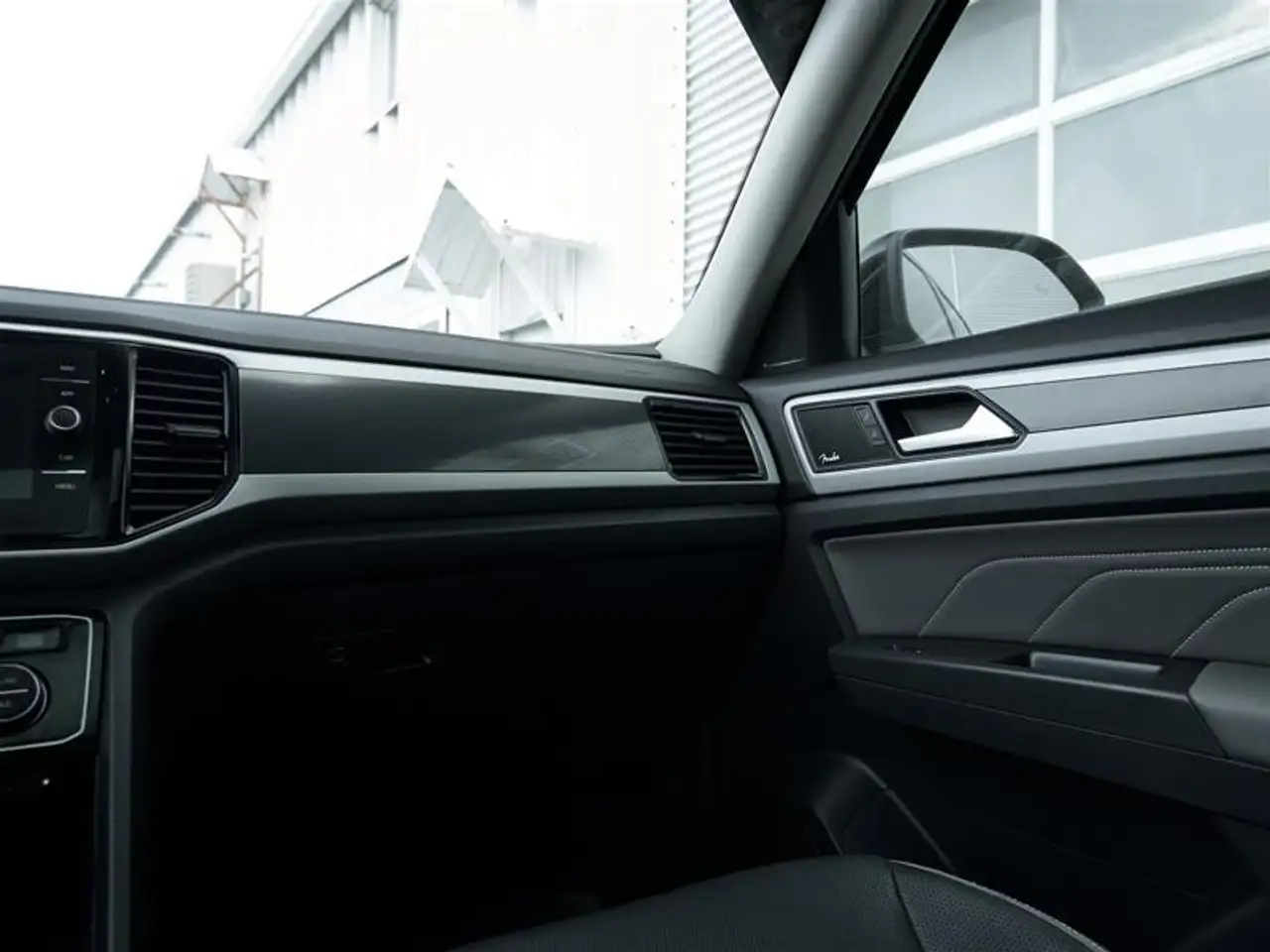 Volkswagen Atlas снимка Volkswagen Atlas