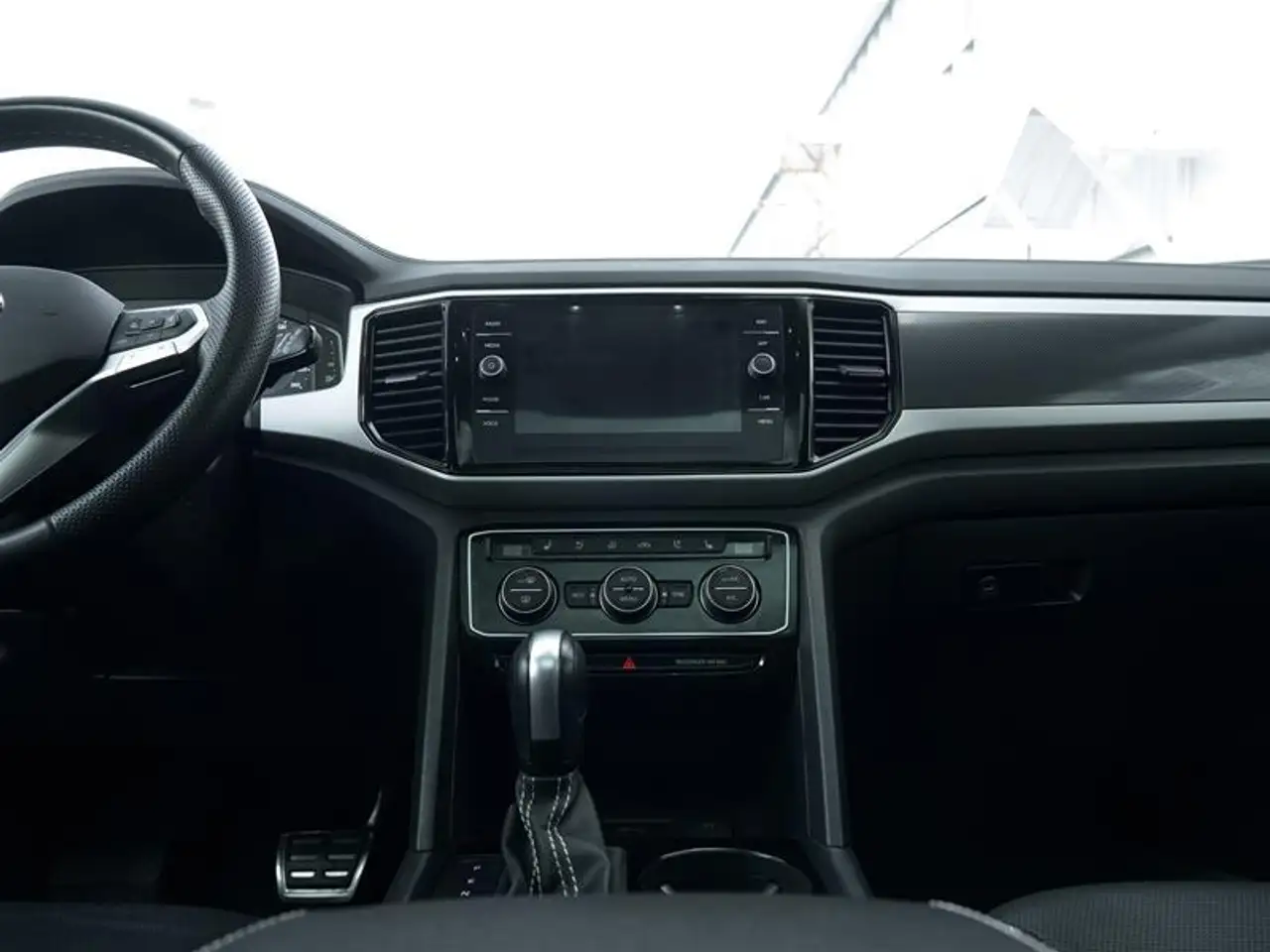 Volkswagen Atlas снимка Volkswagen Atlas