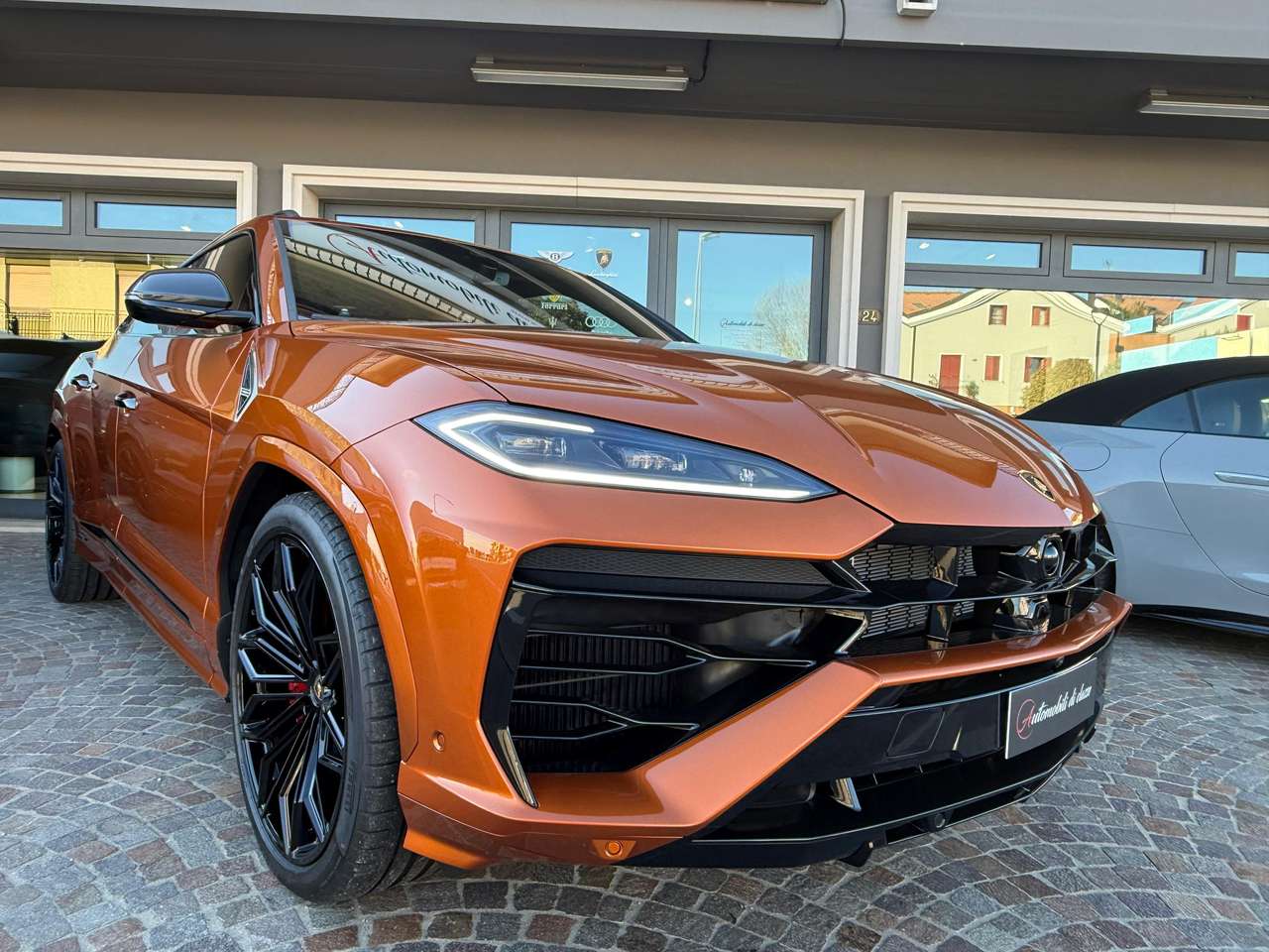 Lamborghini Urus Urus 4.0 V8 phev SE auto -plug inn- MY 2025