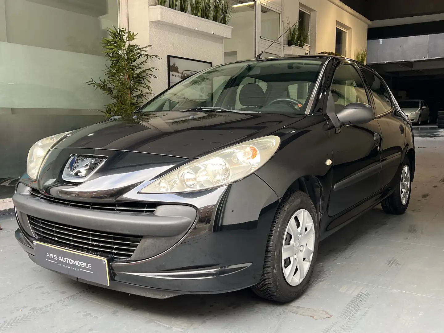 Peugeot 206 206+ 1.4i - Airco - Garantie 12m Zwart - 1