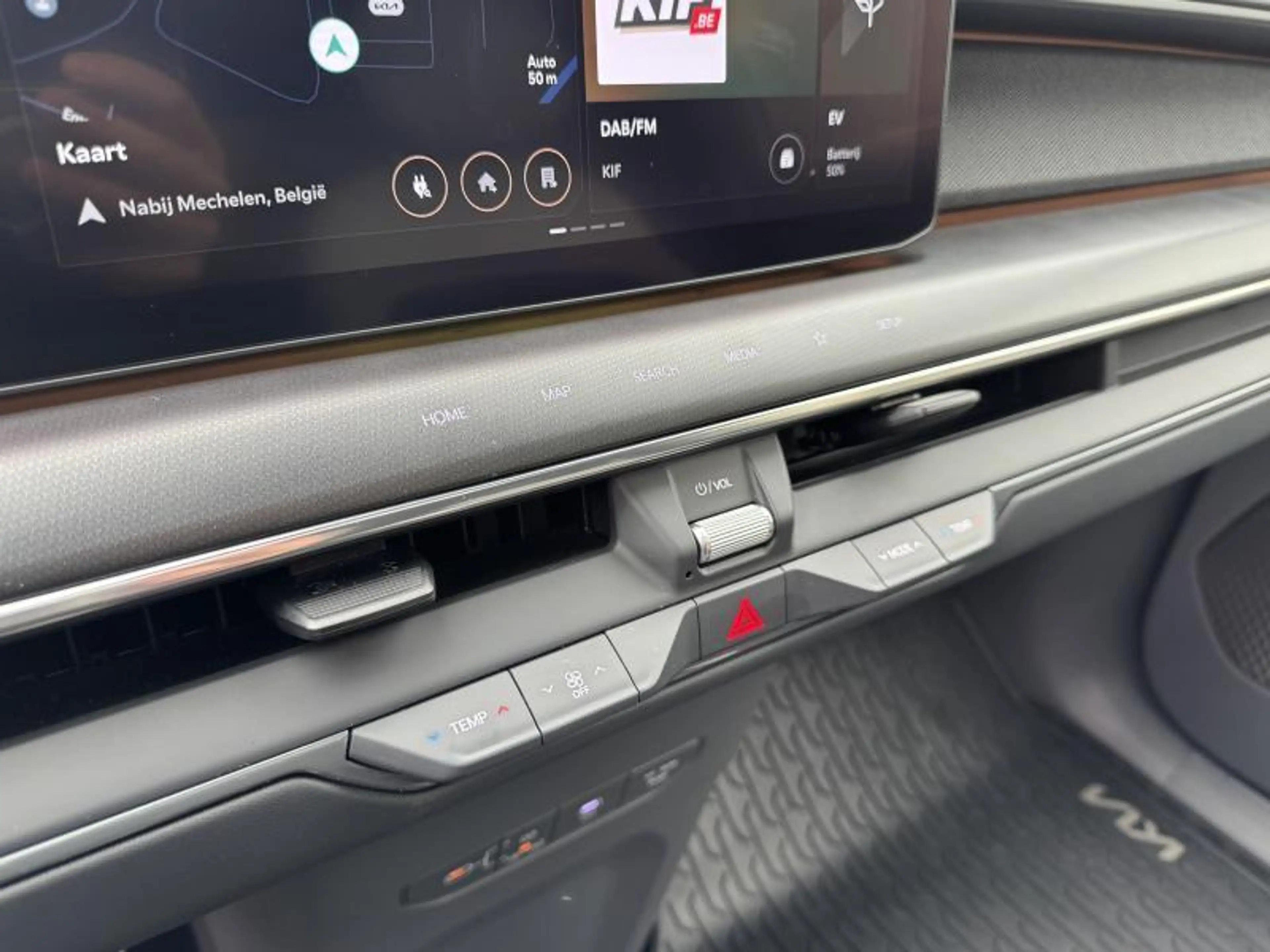 Kia EV9 99,8 kWh AWD GT Line 7pl — photo 17