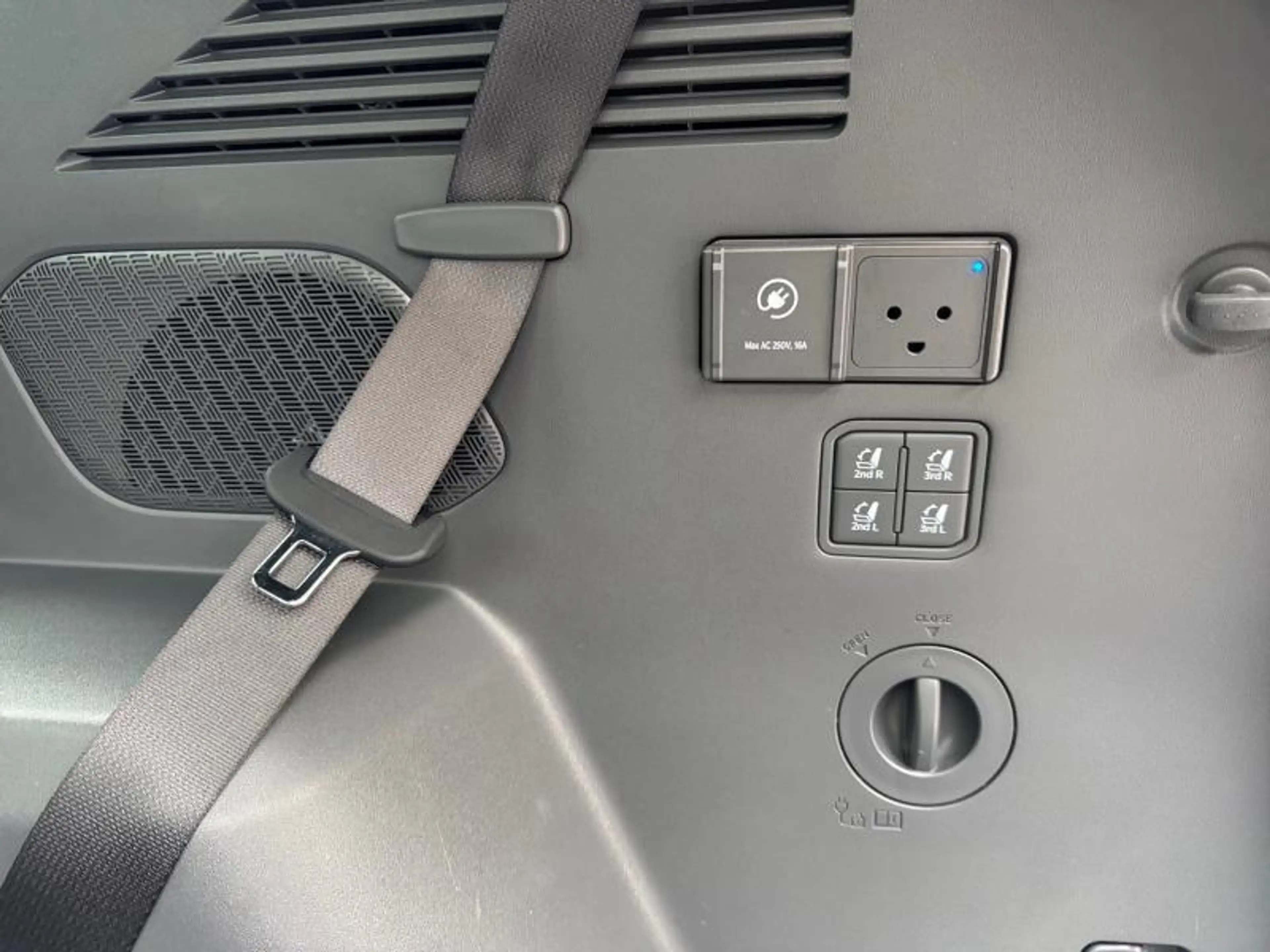 Kia EV9 99,8 kWh AWD GT Line 7pl — photo 32