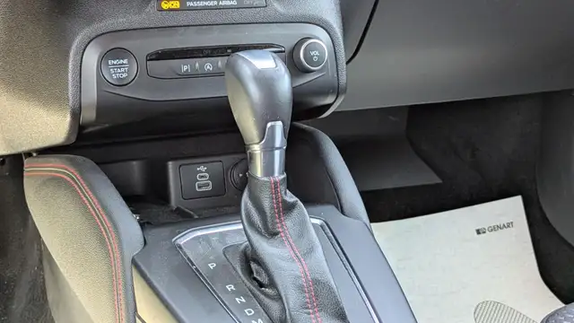 Ford Focus view 12