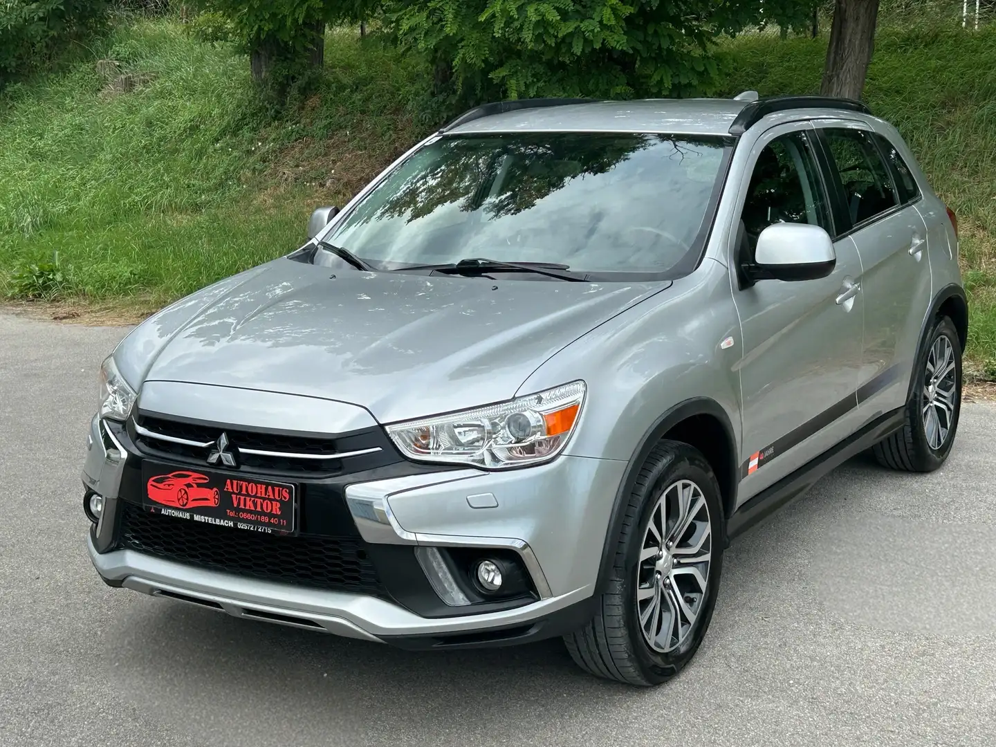Mitsubishi ASX ASX 1,6 DI-D LP 4WD*12 Monate Garantie* Grijs - 2