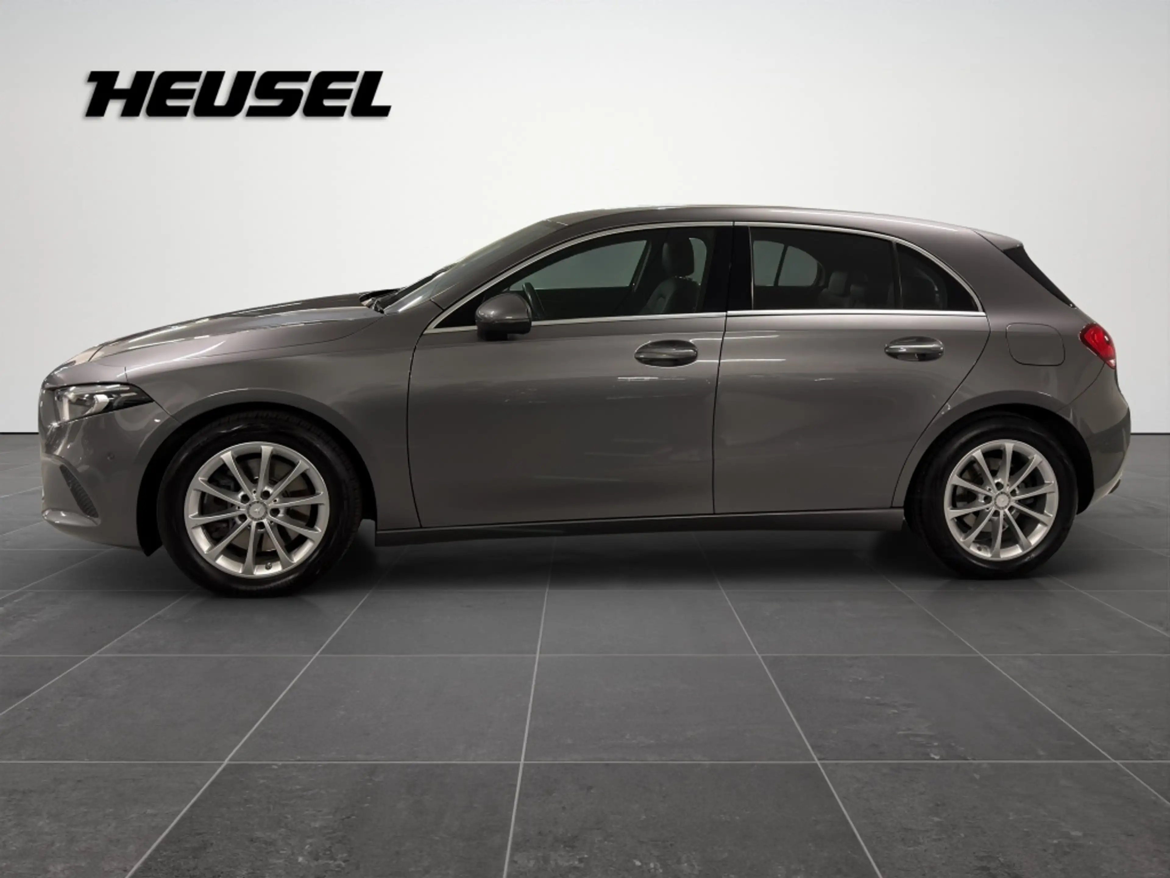 Mercedes-Benz A 250 Progressive *Leder-P.*Parkassist.*Navi* — photo 8