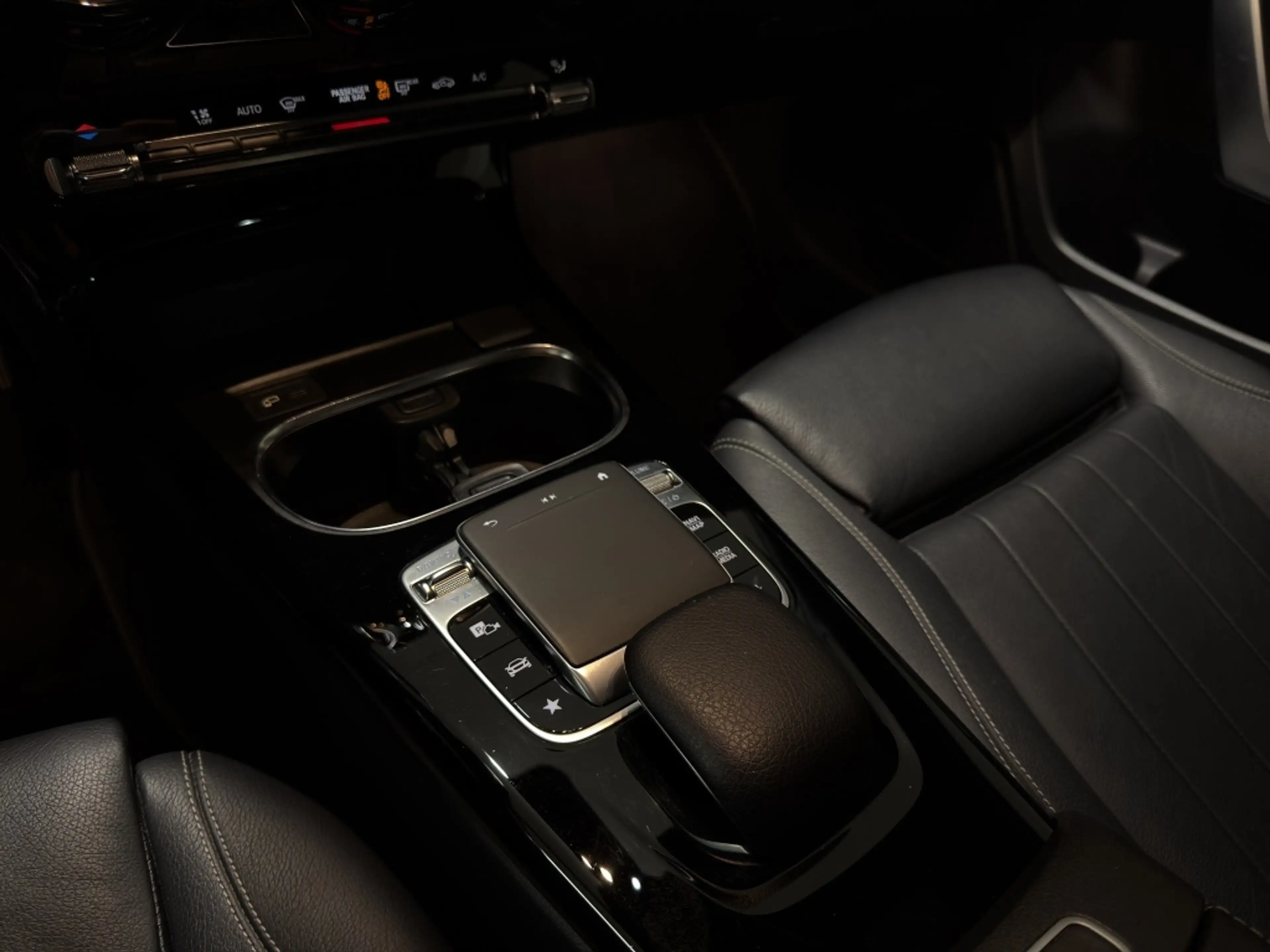 Mercedes-Benz A 250 Progressive *Leder-P.*Parkassist.*Navi* — photo 15