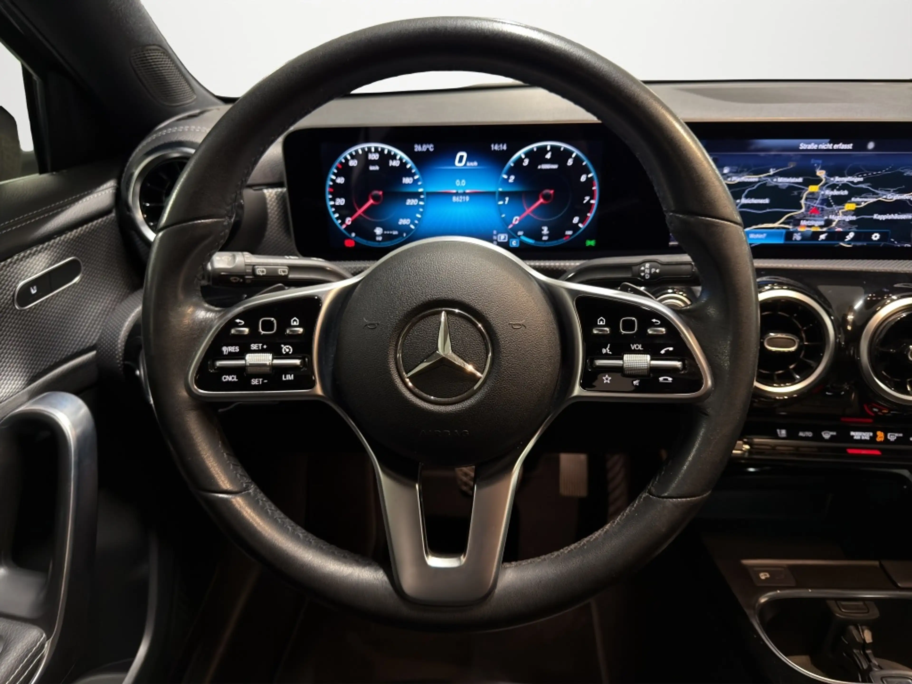 Mercedes-Benz A 250 Progressive *Leder-P.*Parkassist.*Navi* — photo 12