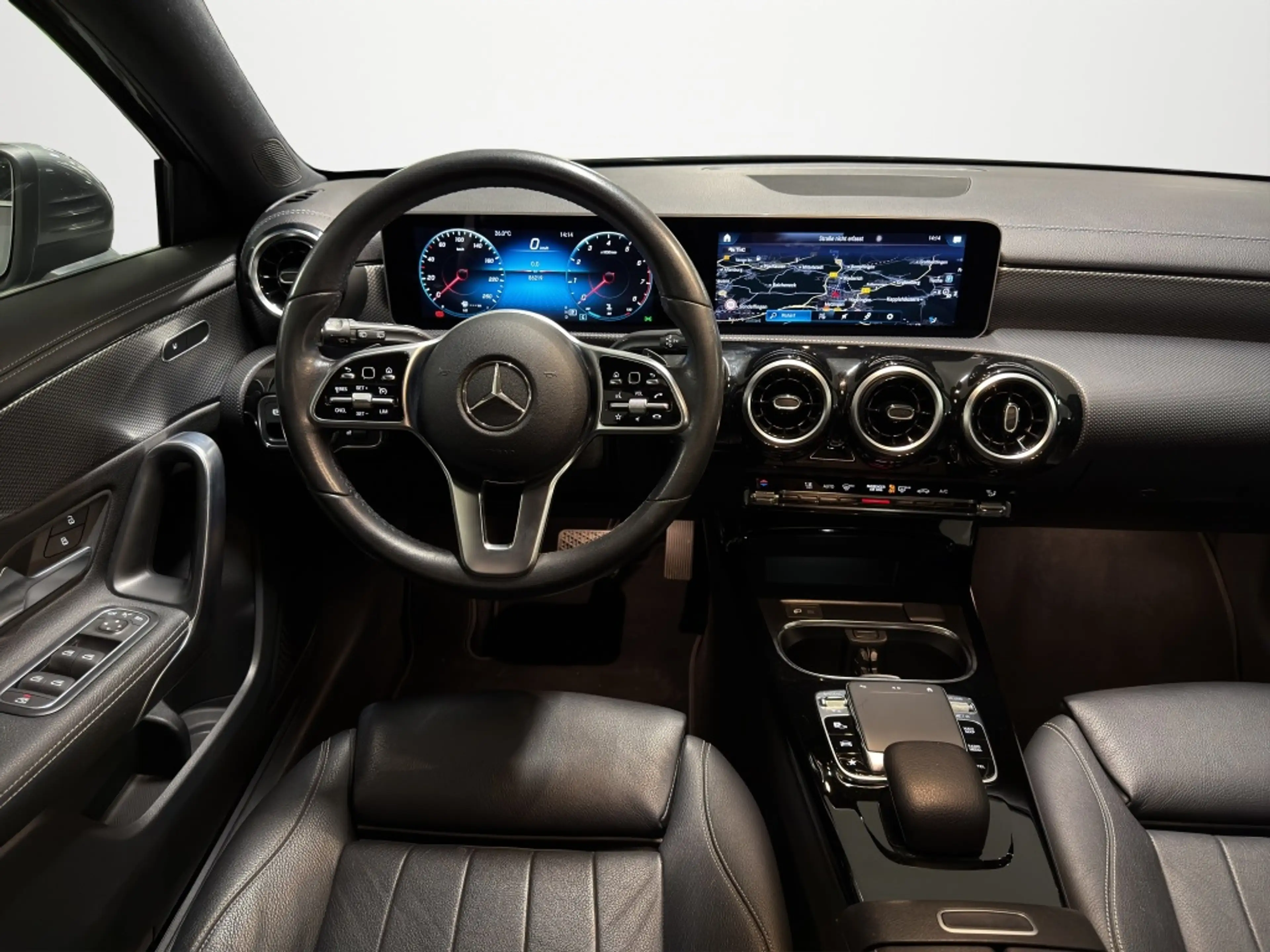Mercedes-Benz A 250 Progressive *Leder-P.*Parkassist.*Navi* — photo 11