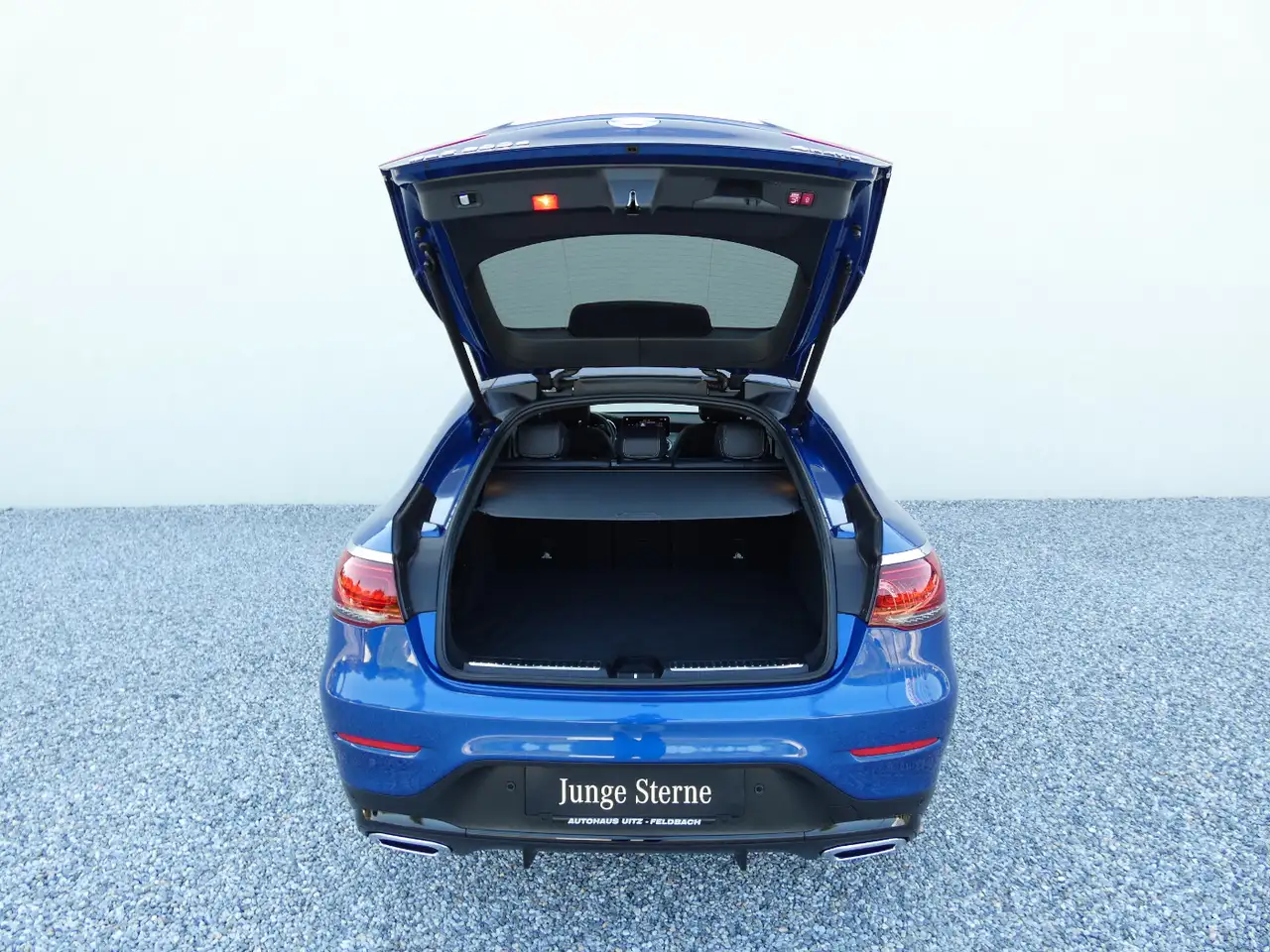 Mercedes-Benz GLC 200 d 4MATIC +AMG+AHK+SHD+MBUX+MBeam+Night 10