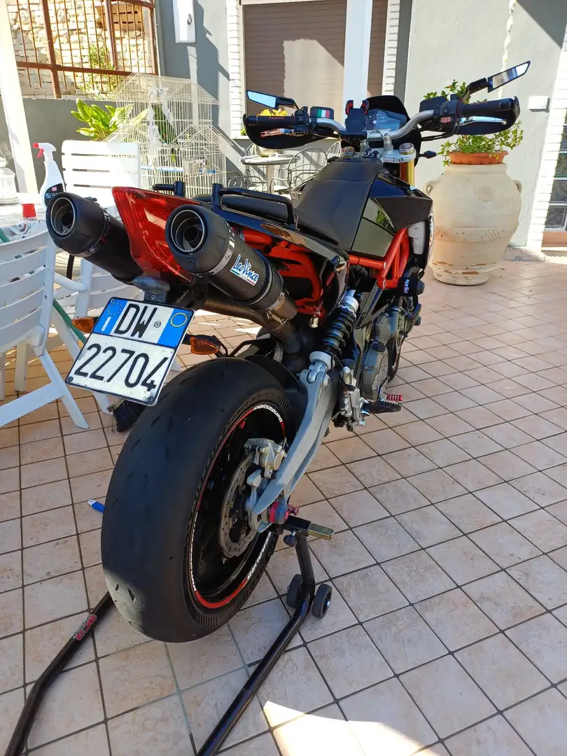 Aprilia Dorsoduro Nero - 2