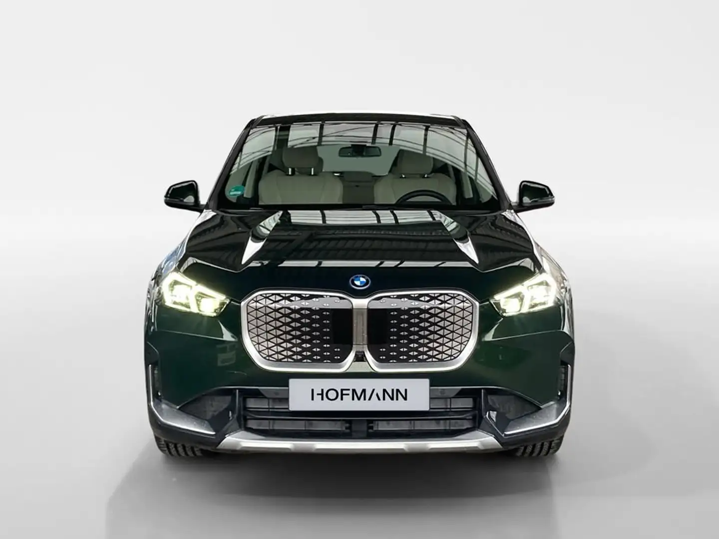 BMW iX1 xLine Grün - 2