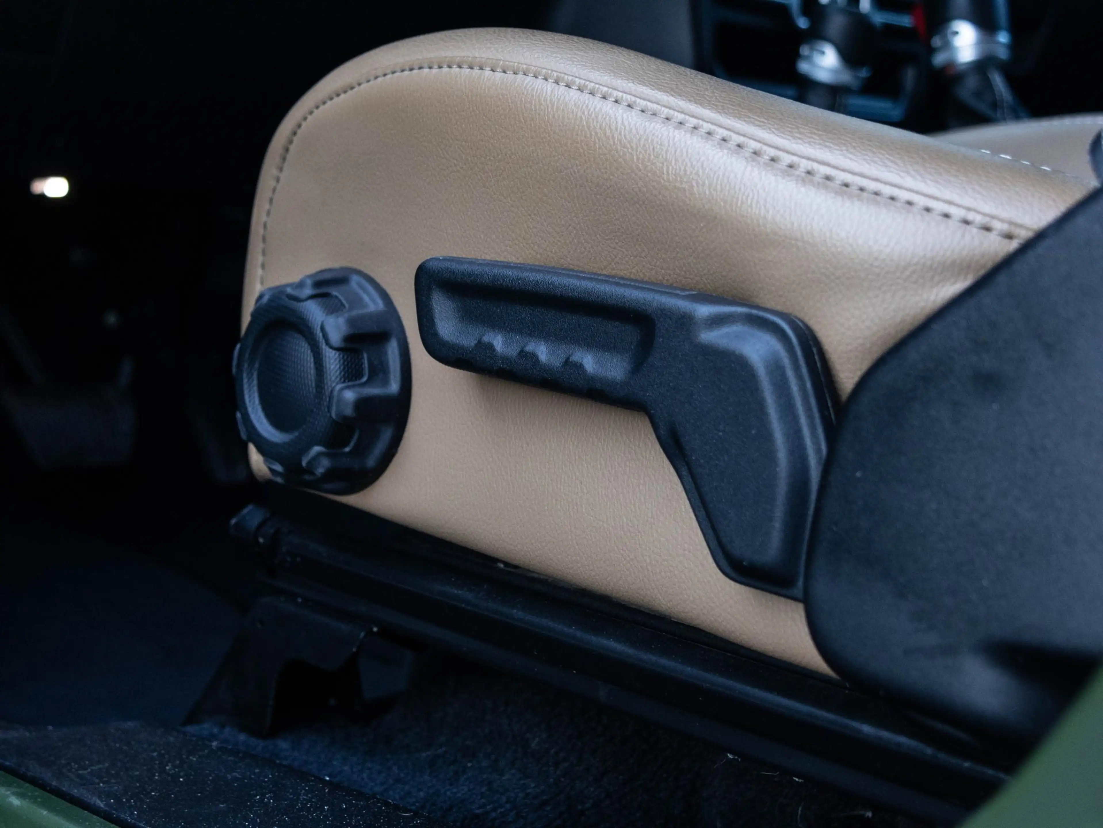 Jeep Gladiator 3.0 V6 Overland |  Grijs kenteken | Smart Cap | Lu — photo 35