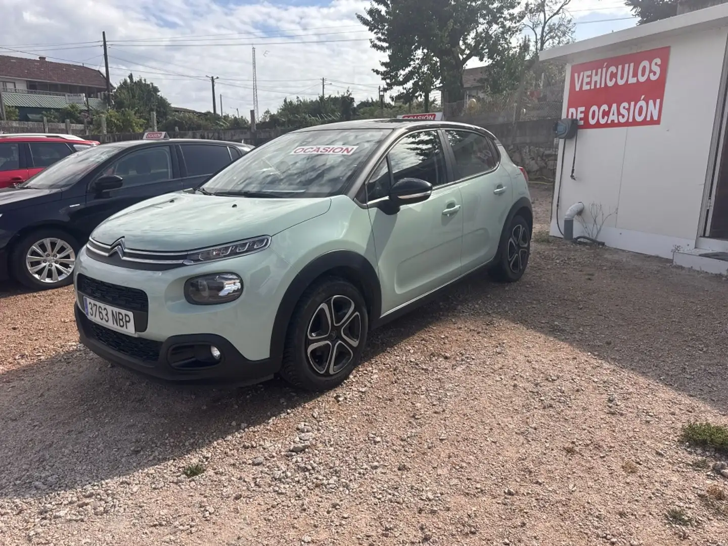 Citroen C3 1.2 PureTech S&S Elle 82 Vert - 1