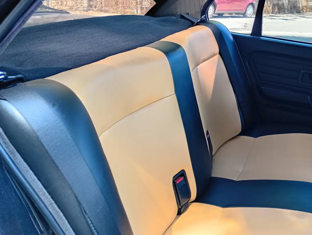 BMW 318i 4p, foto 3