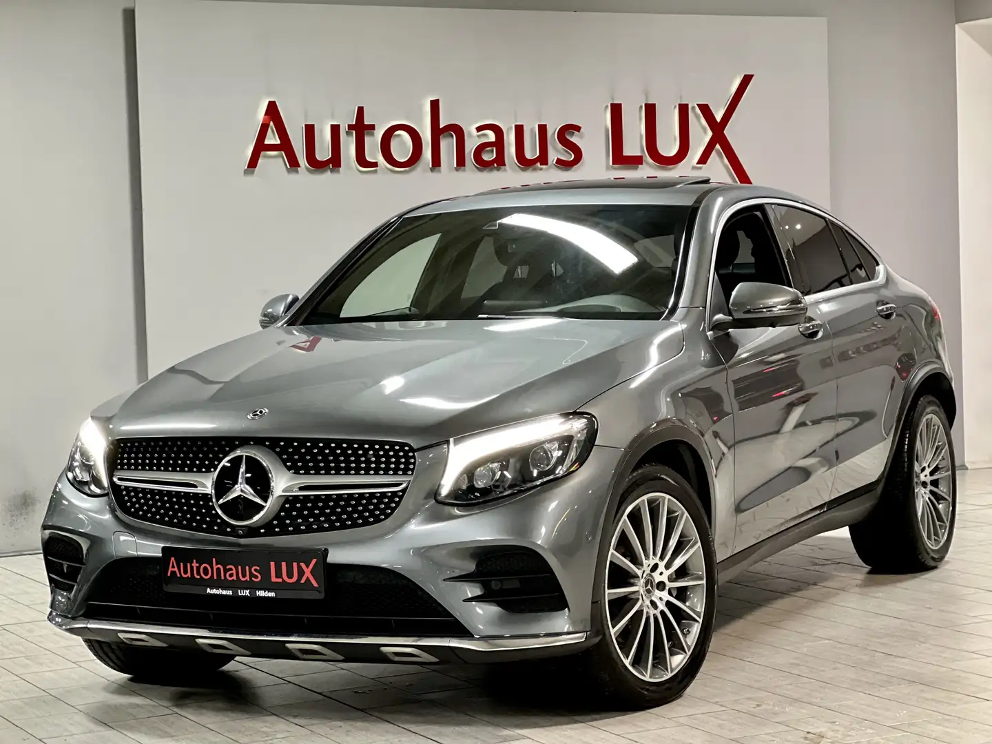 Mercedes-Benz GLC 350 D*AMG LINE*COUPE*AIRMATIC*360°*BURMESTER Gris - 2