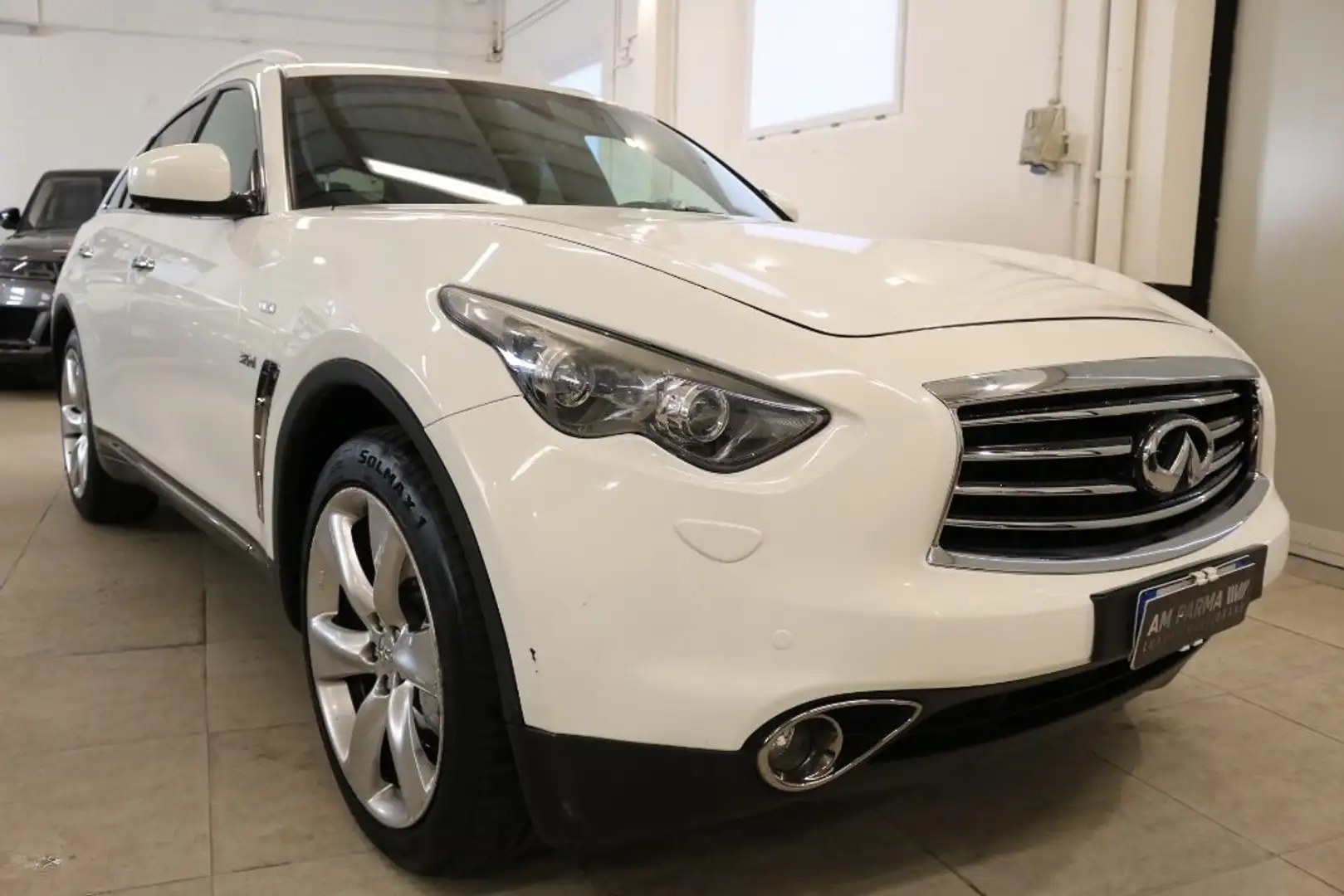 Infiniti QX70 3.0 diesel V6 AT S Premium Blanc - 1