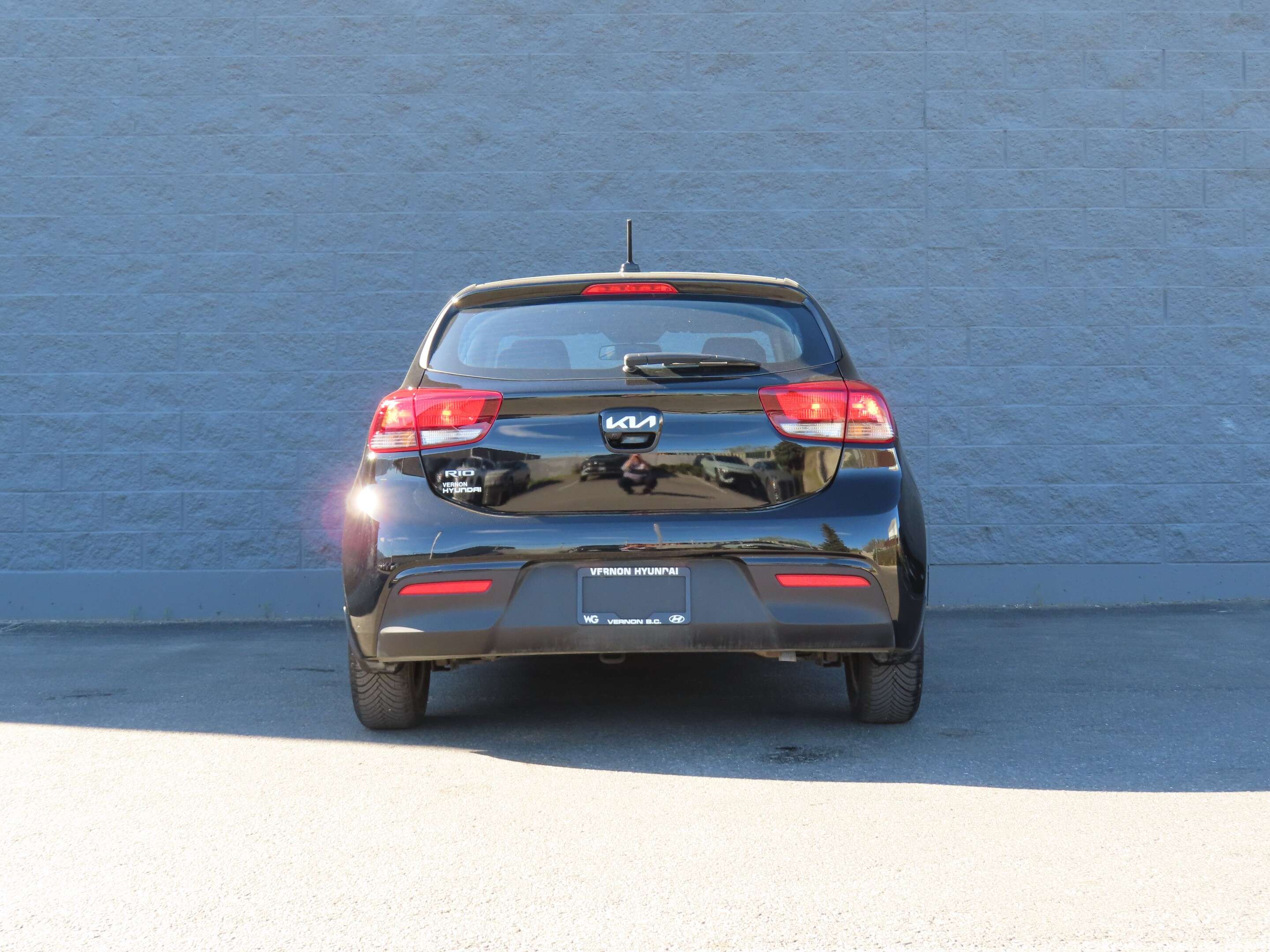 2023 Kia Rio Hatchback 5-Door