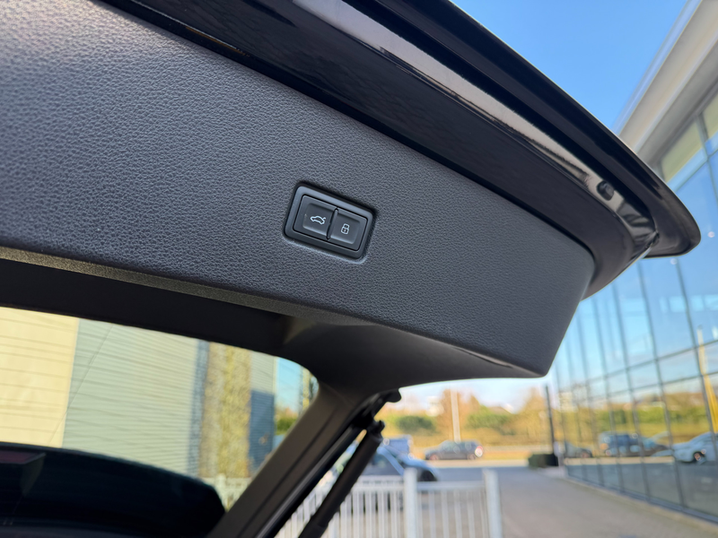Audi Q8 55 TFSI e quattro Pro Line S Pano-23"-Head up-Stoe — photo 22